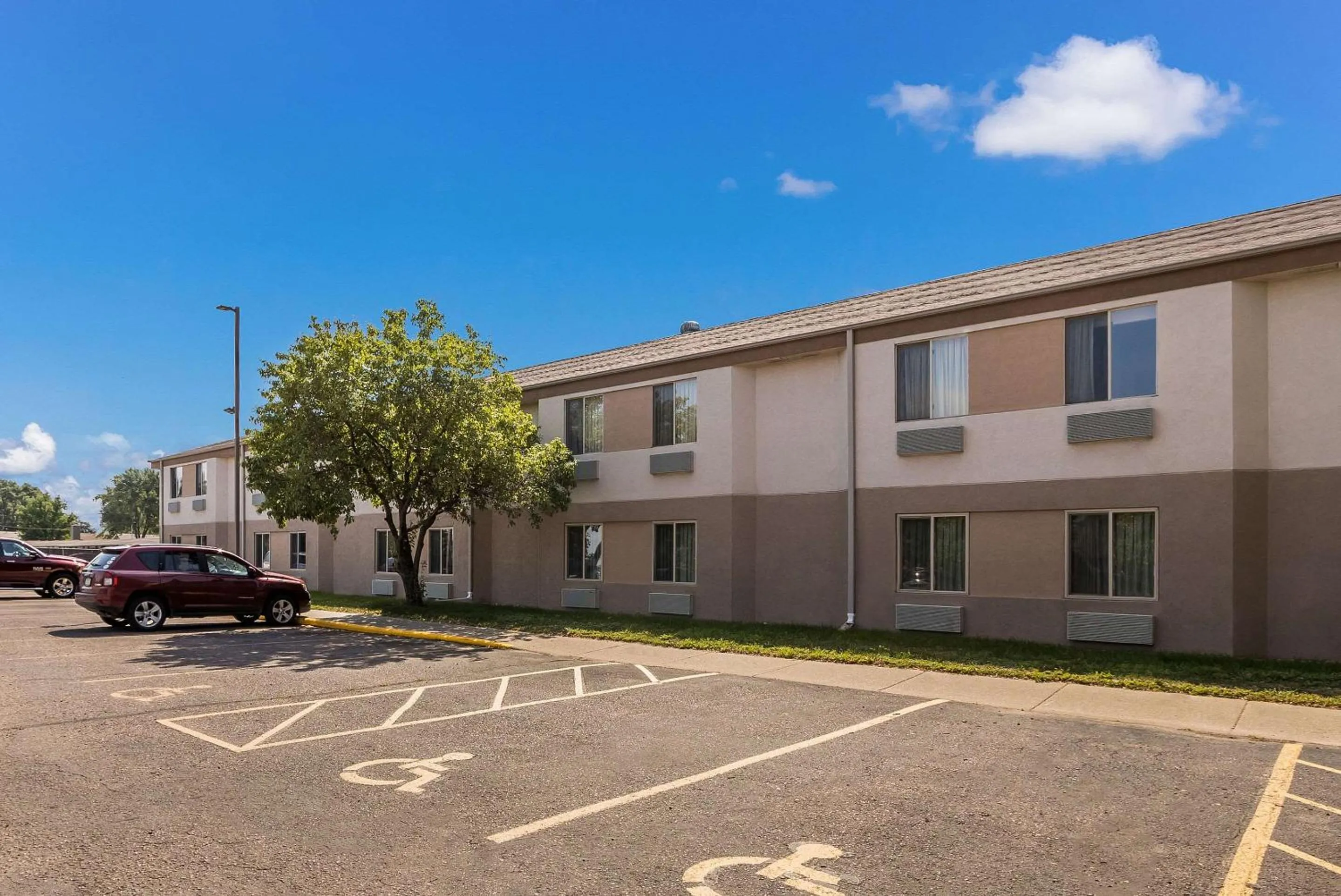 Property building in Sleep Inn Sioux Falls Airport
