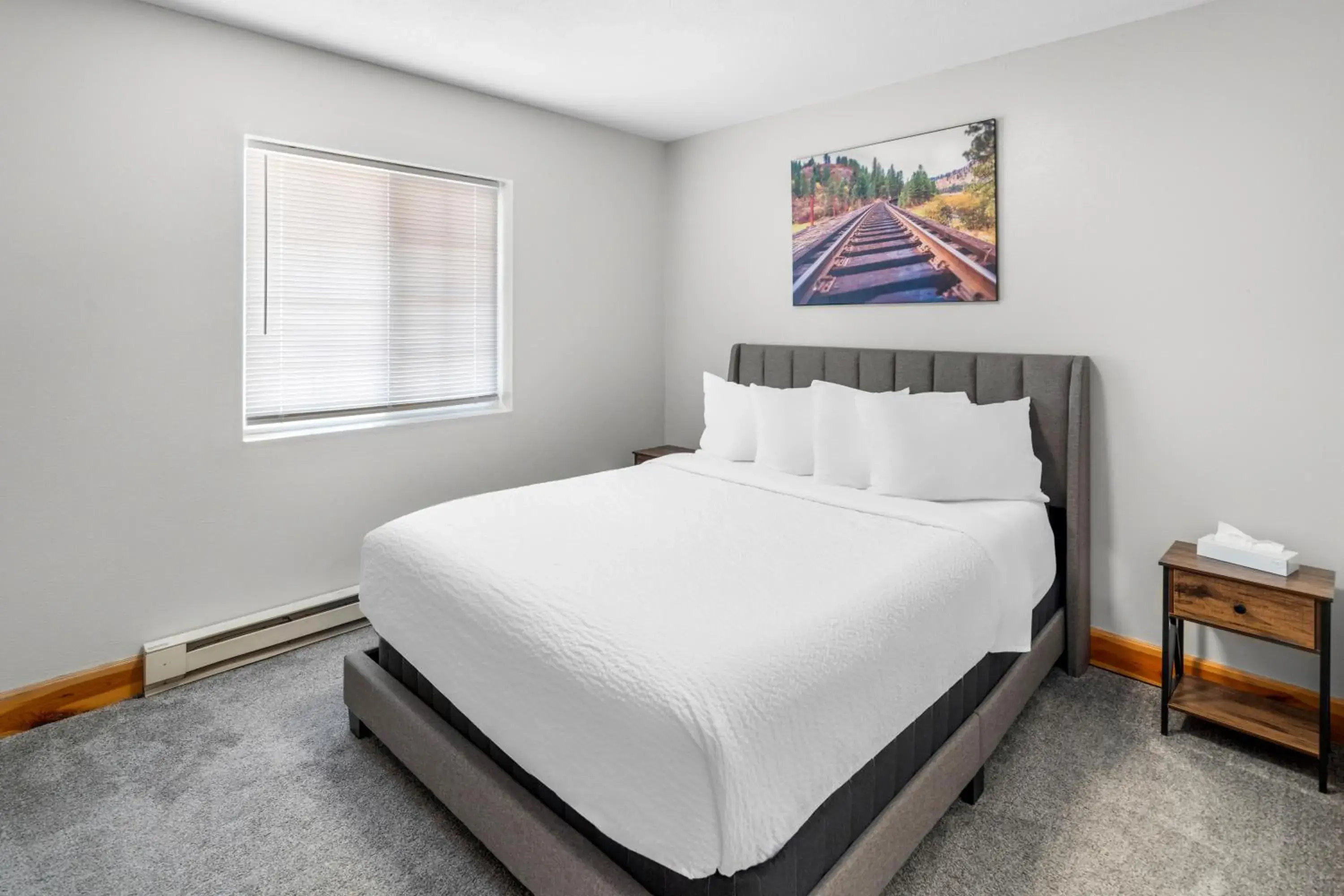 Bedroom, Bed in EverSpring Inn & Suites Bedroom, Bed in EverSpring Inn & Suites