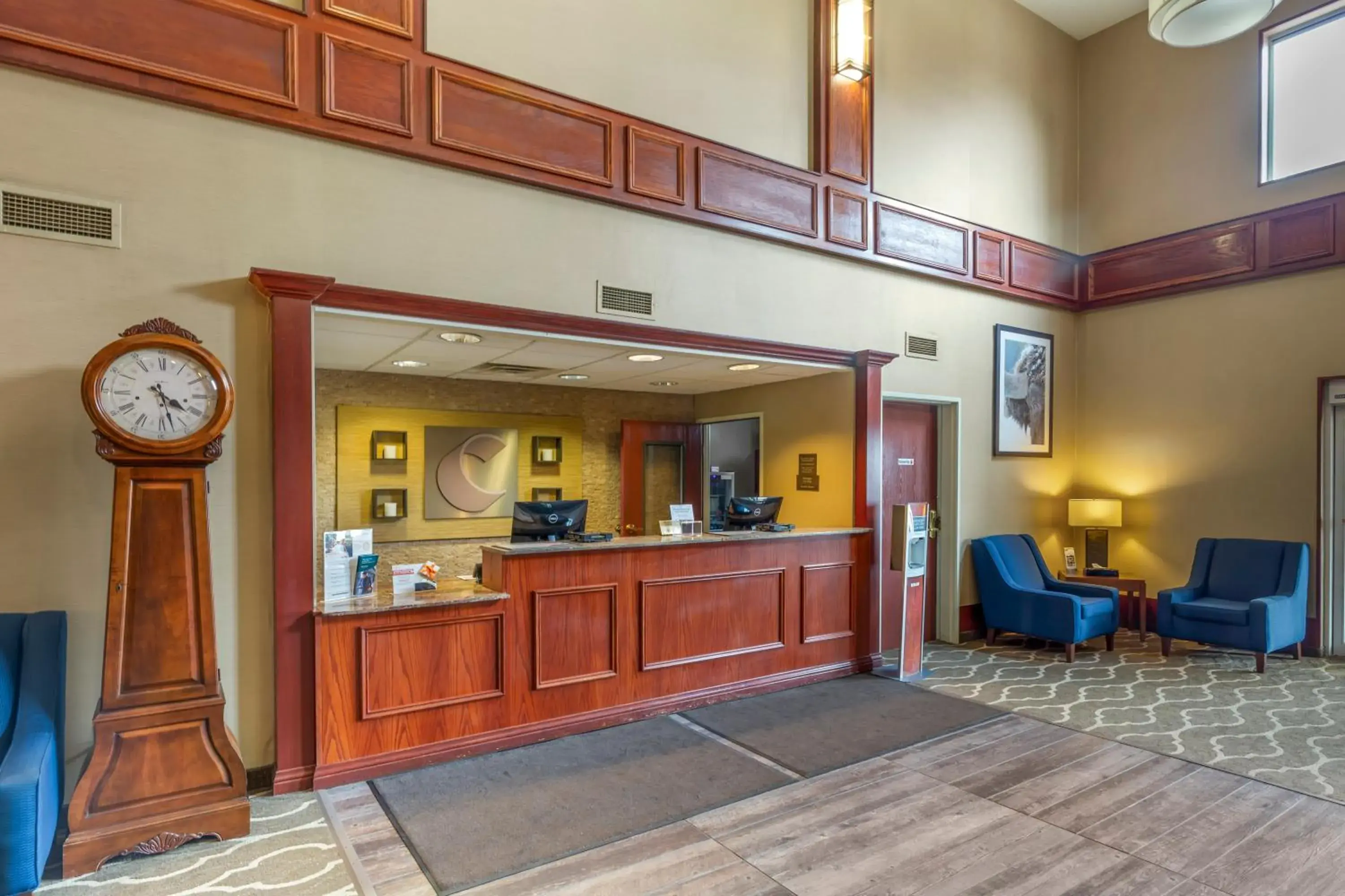 Lobby or reception in Comfort Inn & Suites Lobby or reception in Comfort Inn & Suites