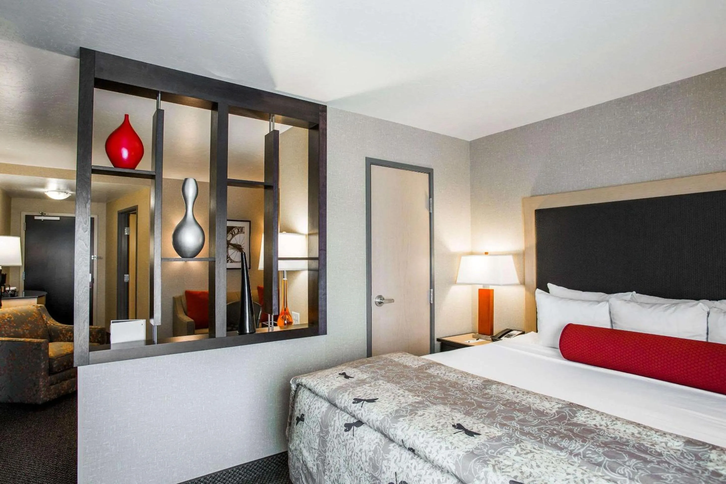 Bedroom, Bed in Cambria Hotel Rapid City near Mount Rushmore