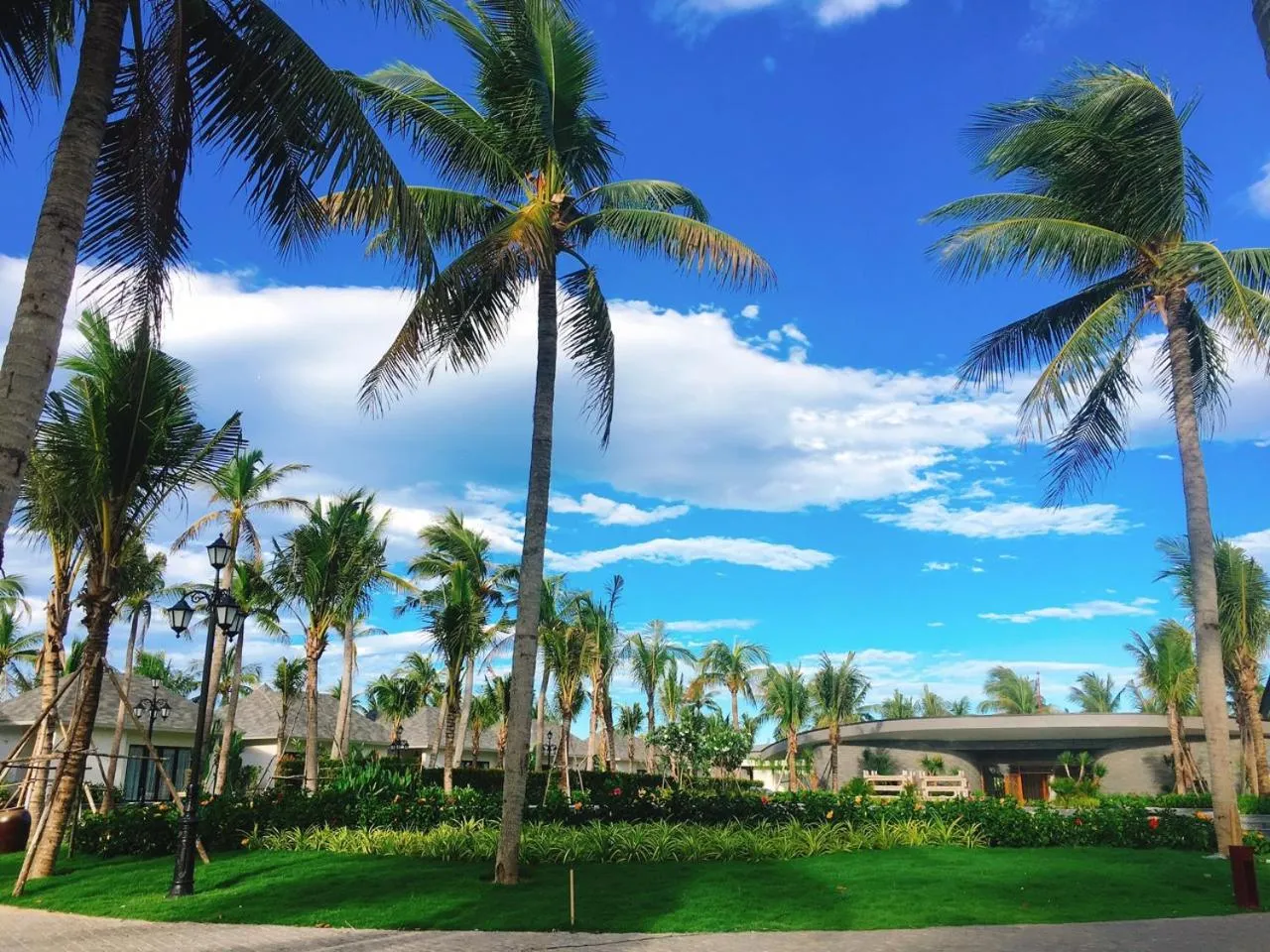 Garden in CocoLand Thu Xa Ancient Town Resort