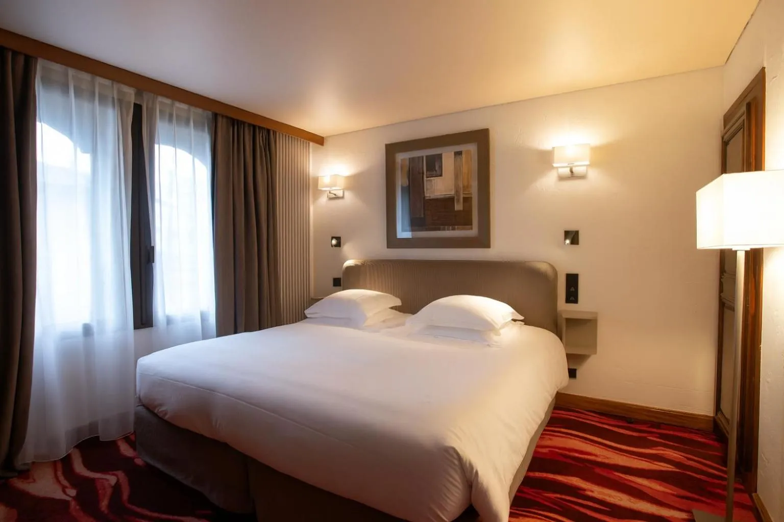 Bedroom, Bed in Georges Blanc Parc & Spa