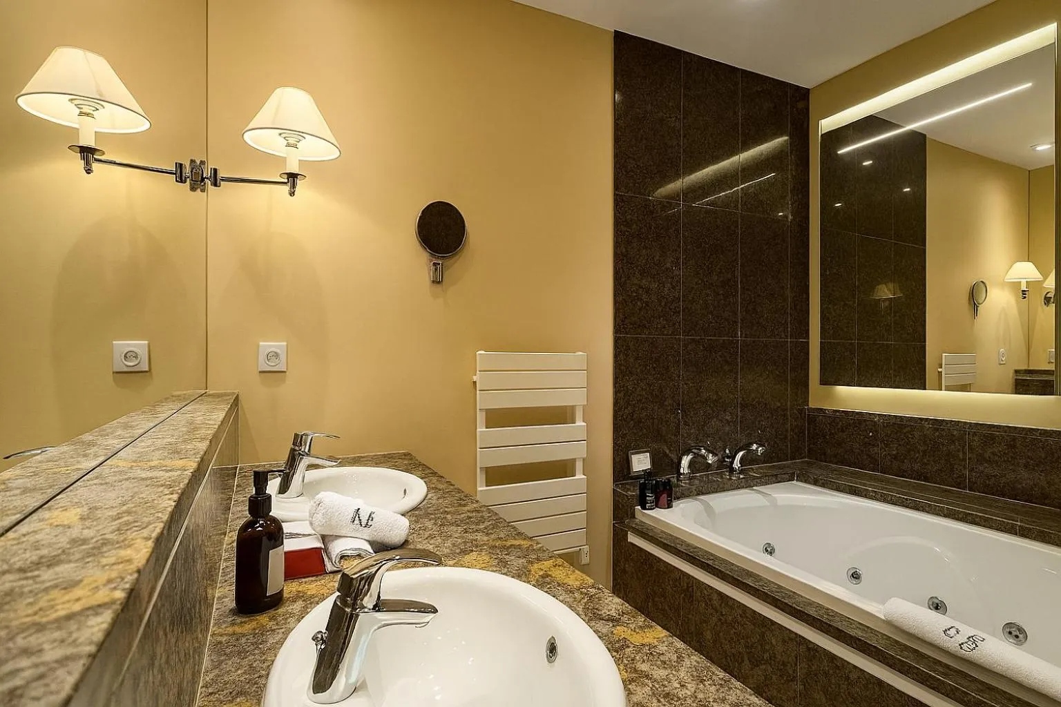 Bathroom in Georges Blanc Parc & Spa