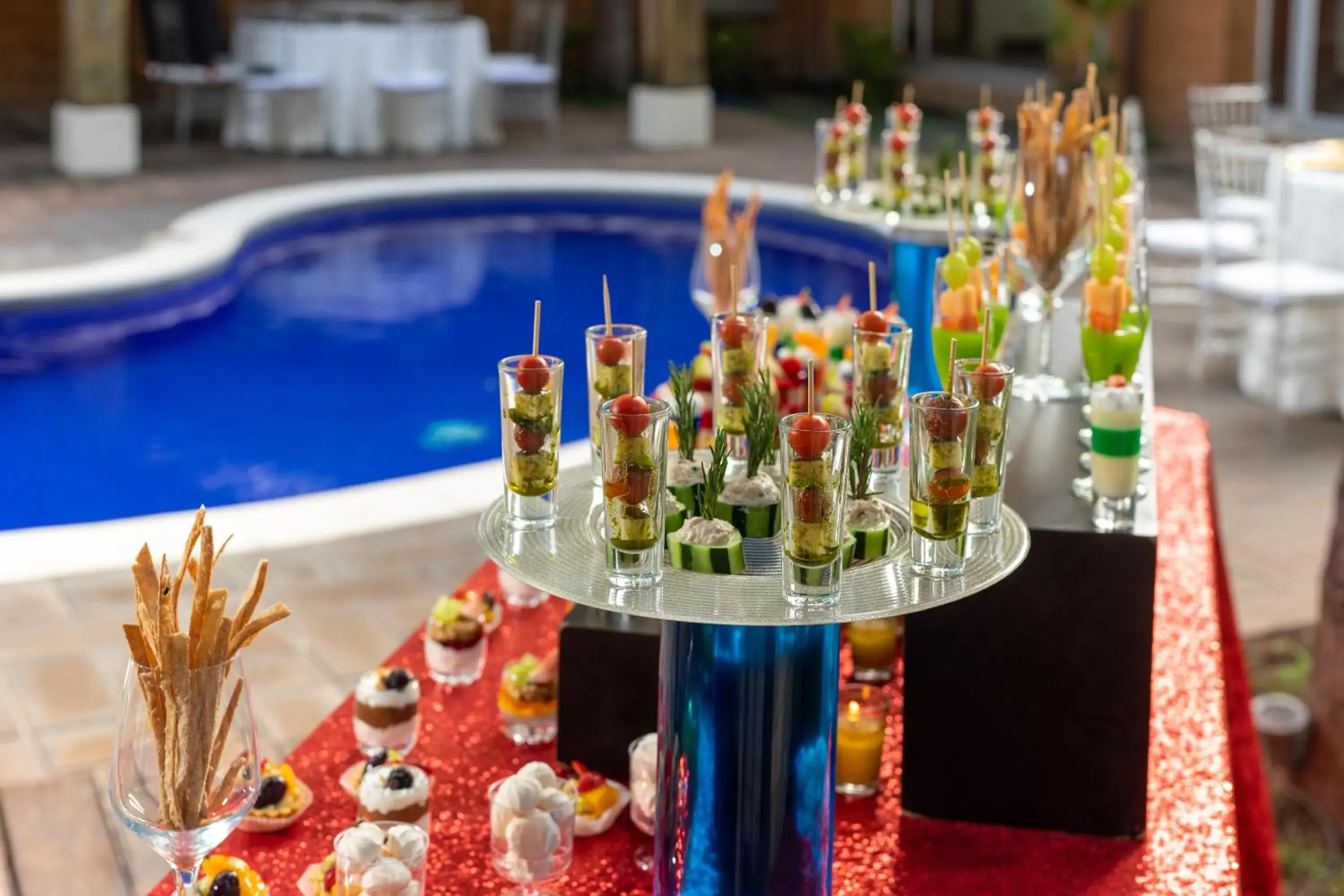 Food and drinks in Comfort Inn Real San Miguel Food and drinks in Comfort Inn Real San Miguel