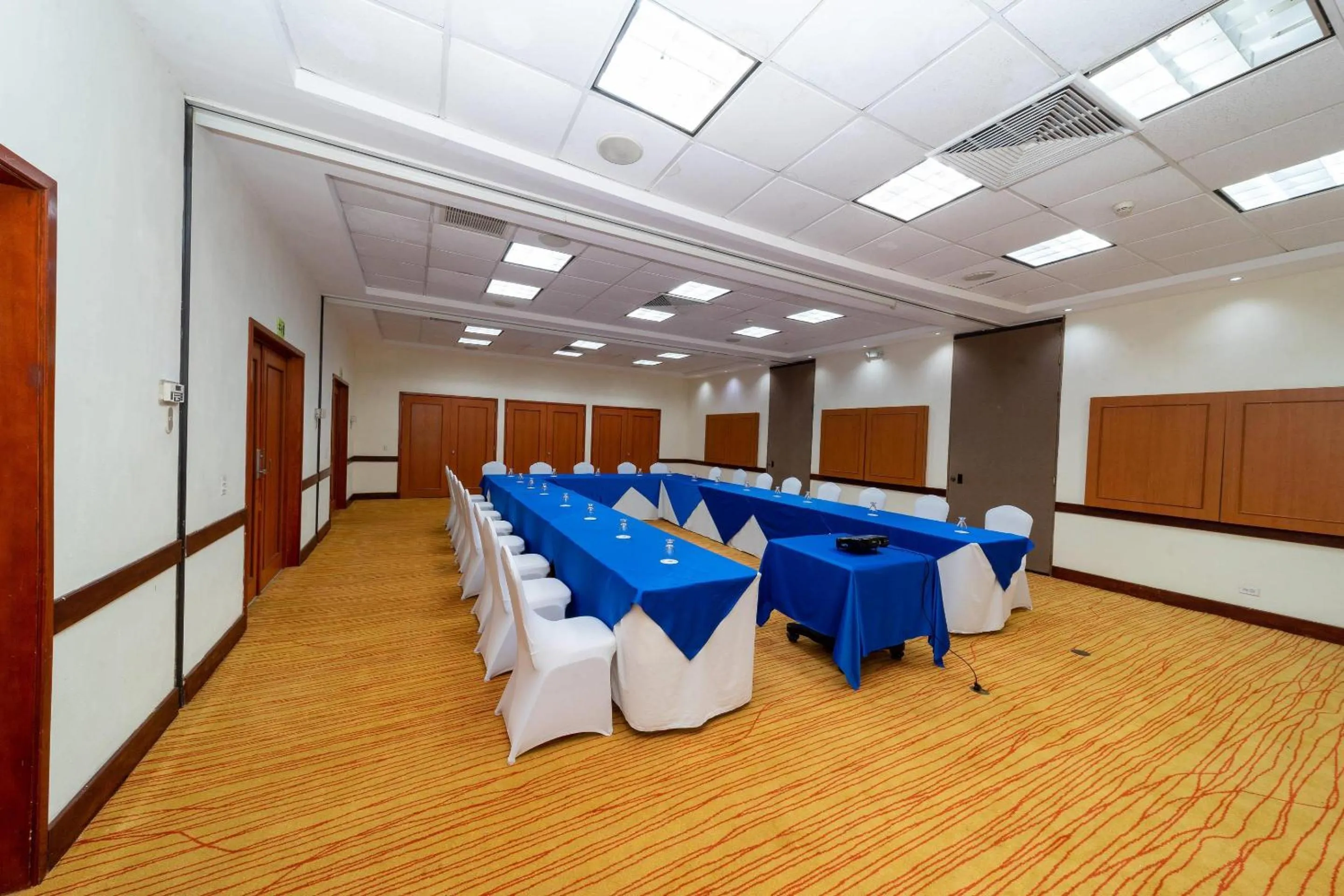 Meeting/conference room in Comfort Inn Real La Union