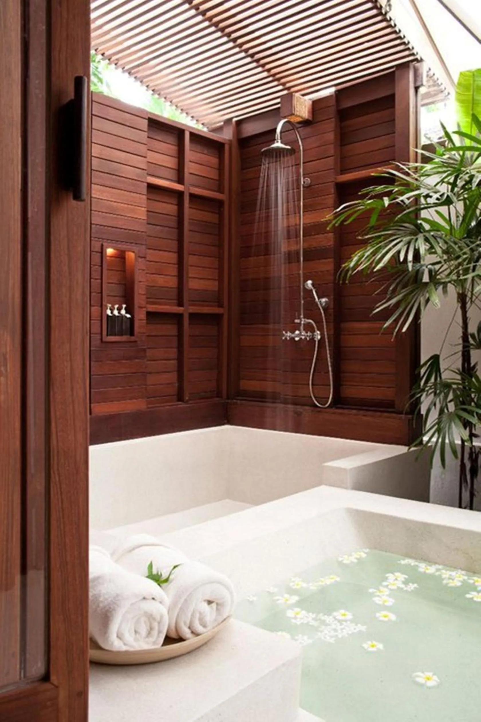 Bathroom in SALA Samui Choengmon Beach Resort