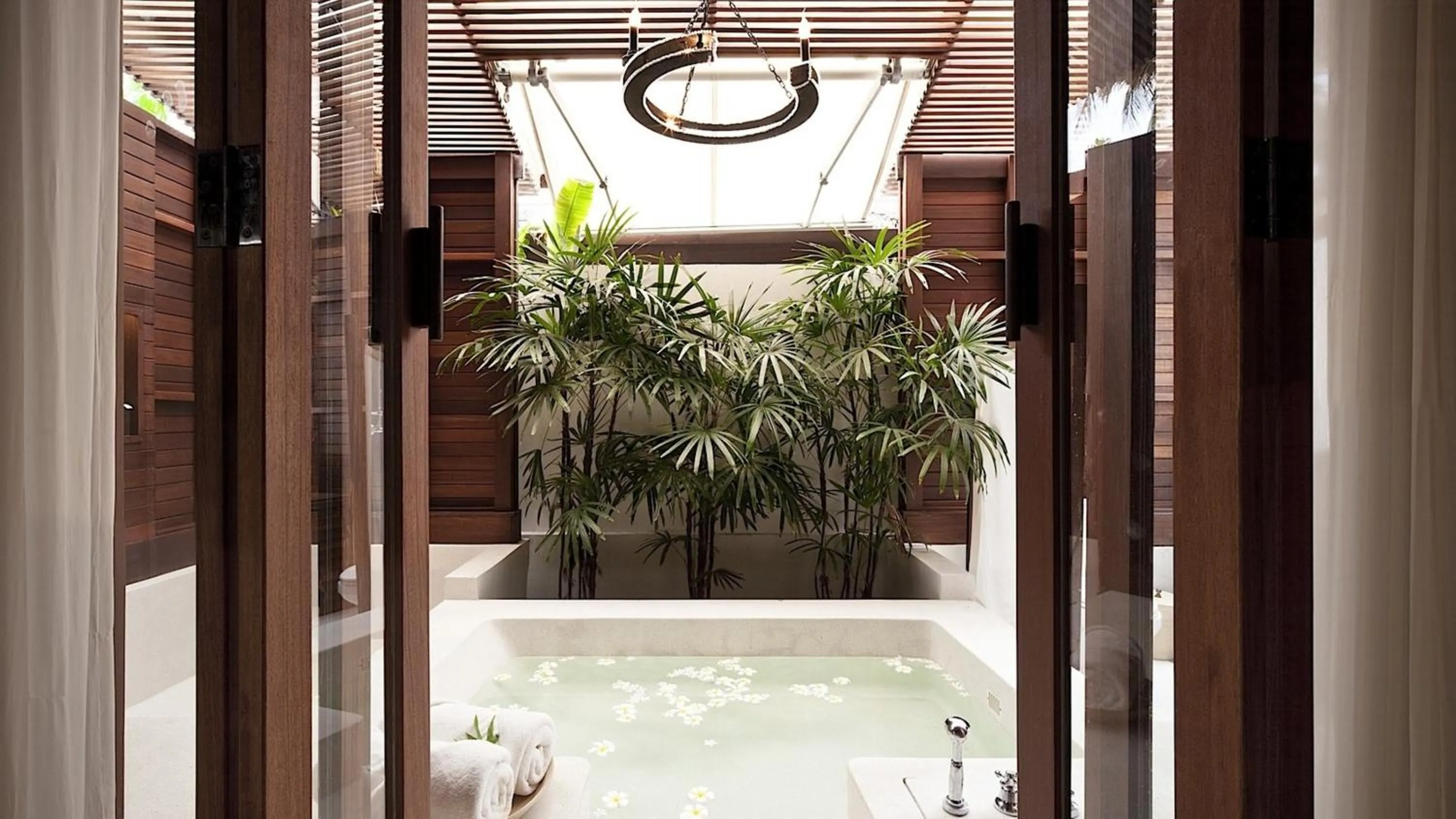 Spa and wellness centre/facilities in SALA Samui Choengmon Beach Resort