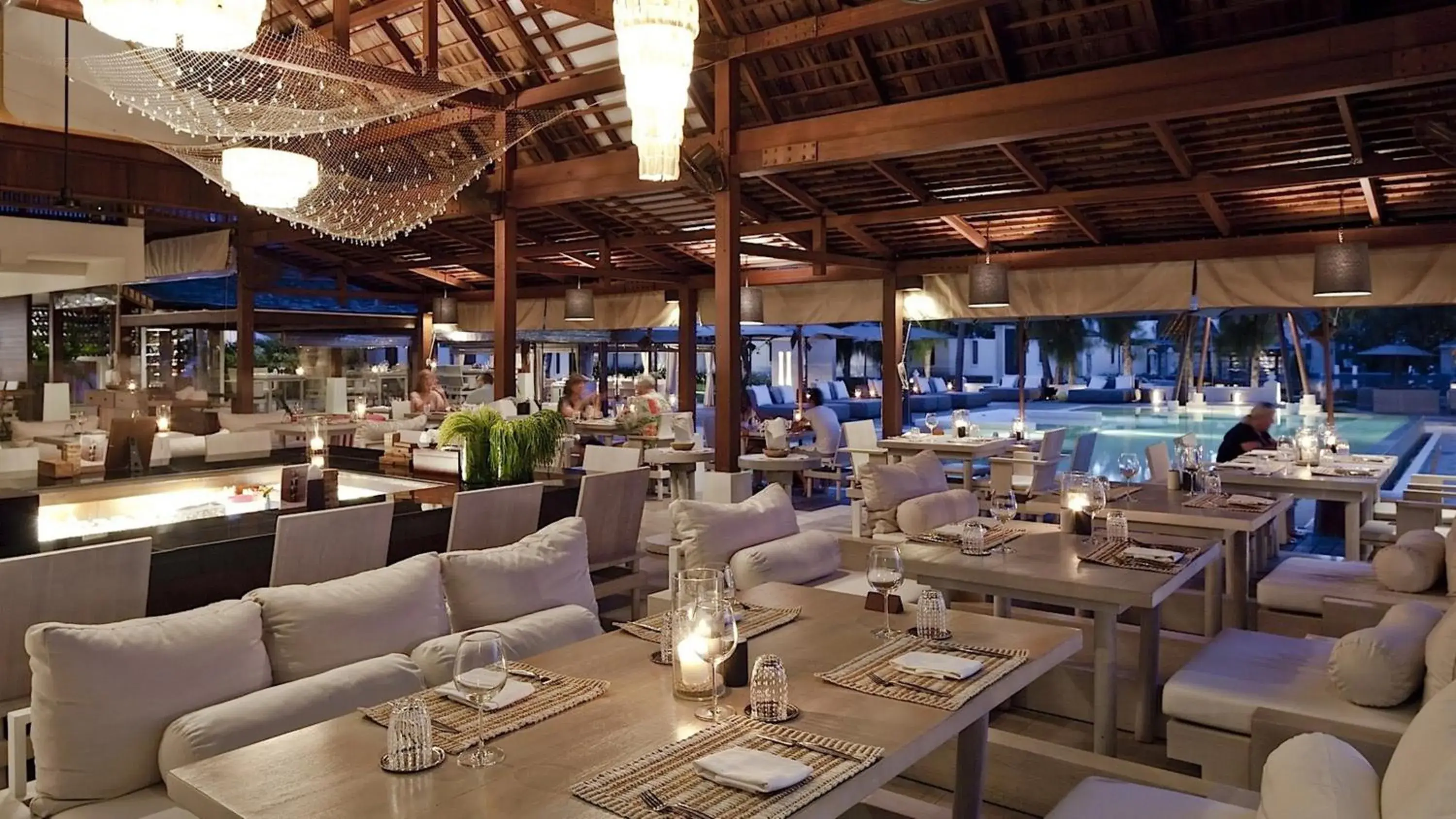 Restaurant/places to eat in SALA Samui Choengmon Beach Resort Restaurant/places to eat in SALA Samui Choengmon Beach Resort