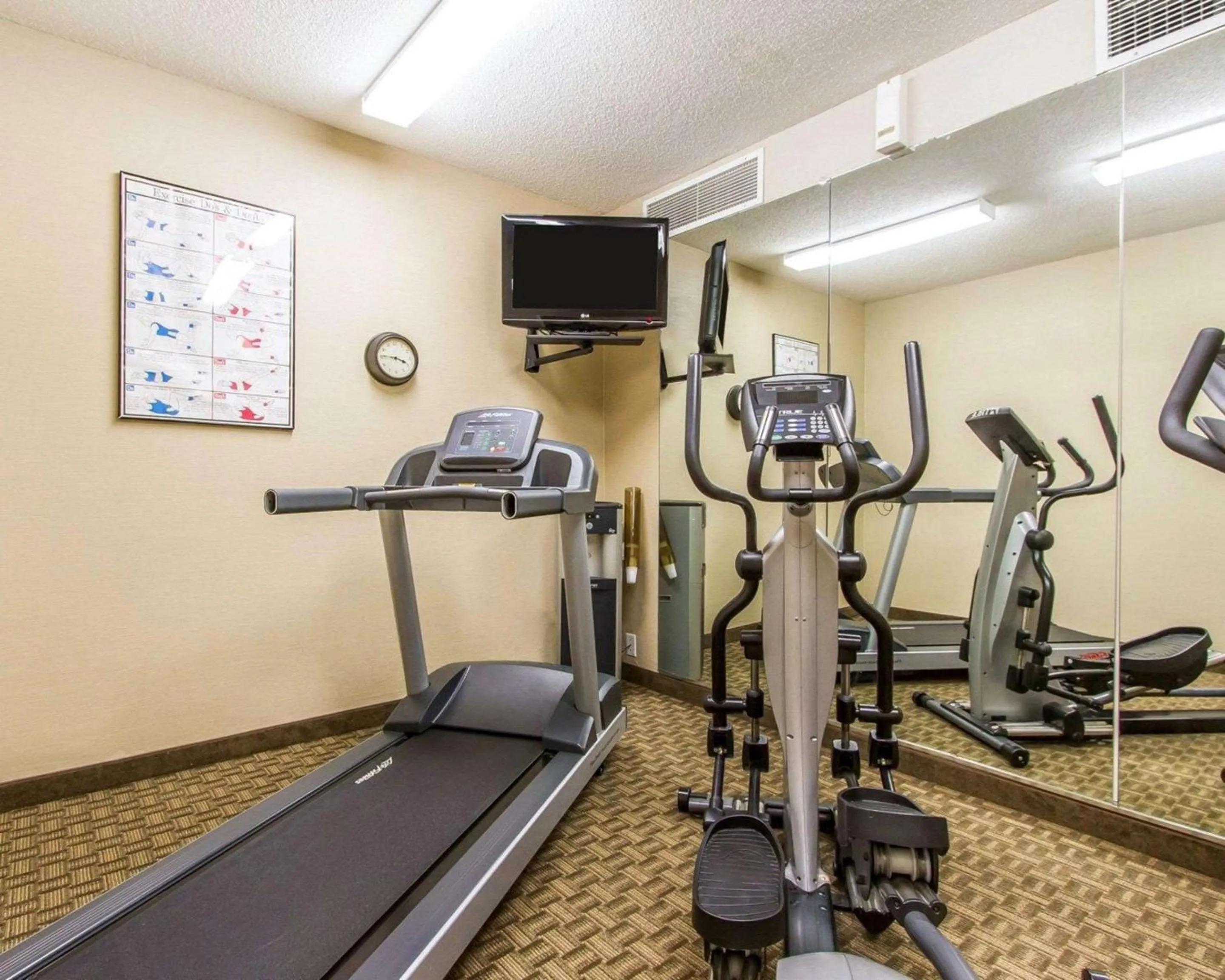 Fitness centre/facilities in MainStay Suites Brentwood-Nashville