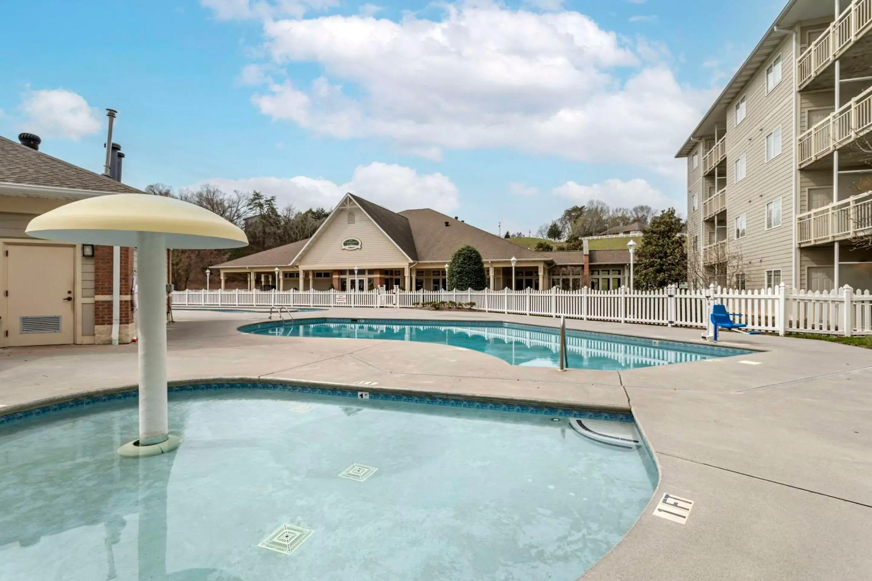 Swimming pool in LeConte Hotel & Convention Center, an Ascend Collection Hotel Swimming pool in LeConte Hotel & Convention Center, an Ascend Collection Hotel