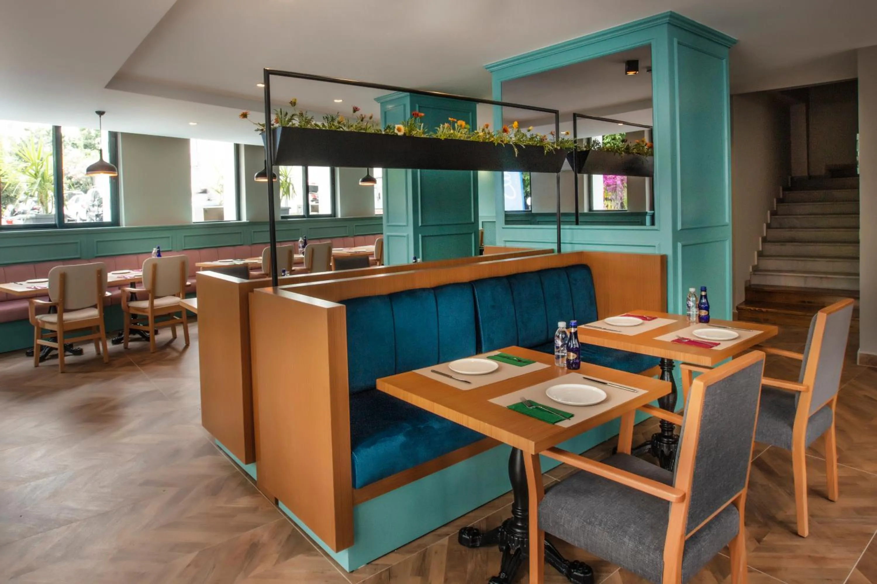 Restaurant/places to eat in Eliada Hotel