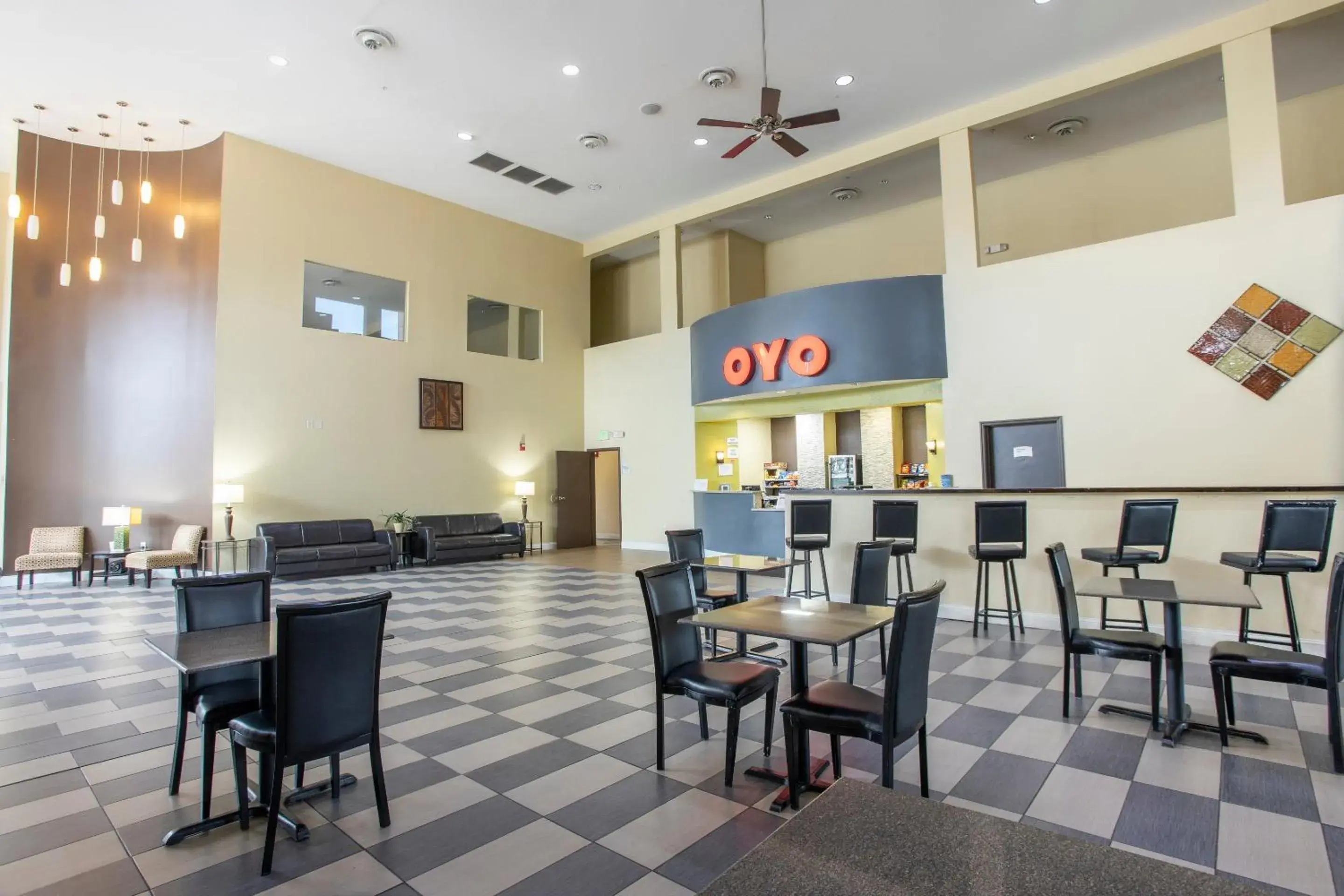 Restaurant/places to eat in OYO Hotel Knoxville TN Cedar Bluff I-40 Restaurant/places to eat in OYO Hotel Knoxville TN Cedar Bluff I-40