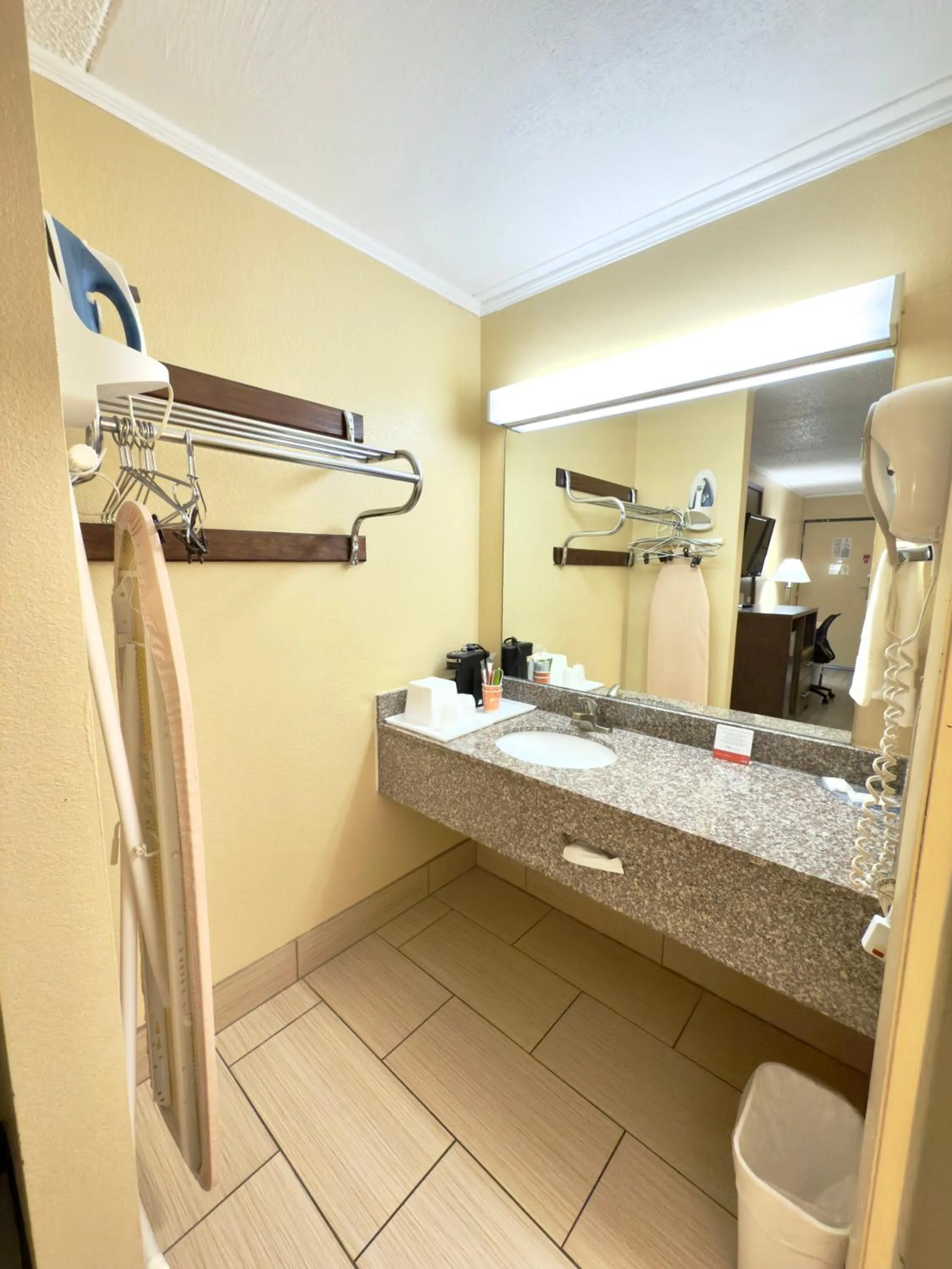 Bathroom in Econo Lodge