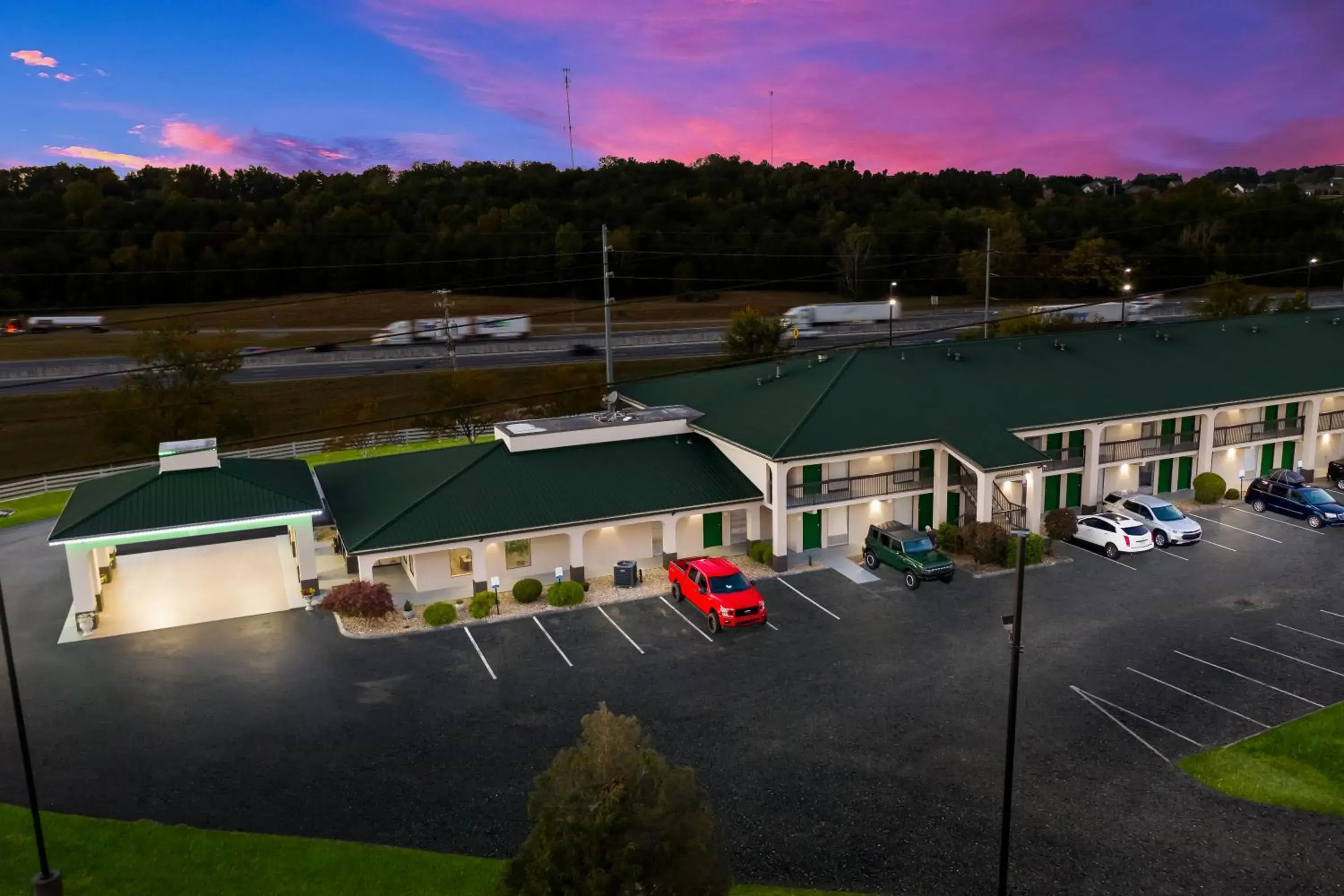 Property building in Quality Inn Dandridge Property building in Quality Inn Dandridge