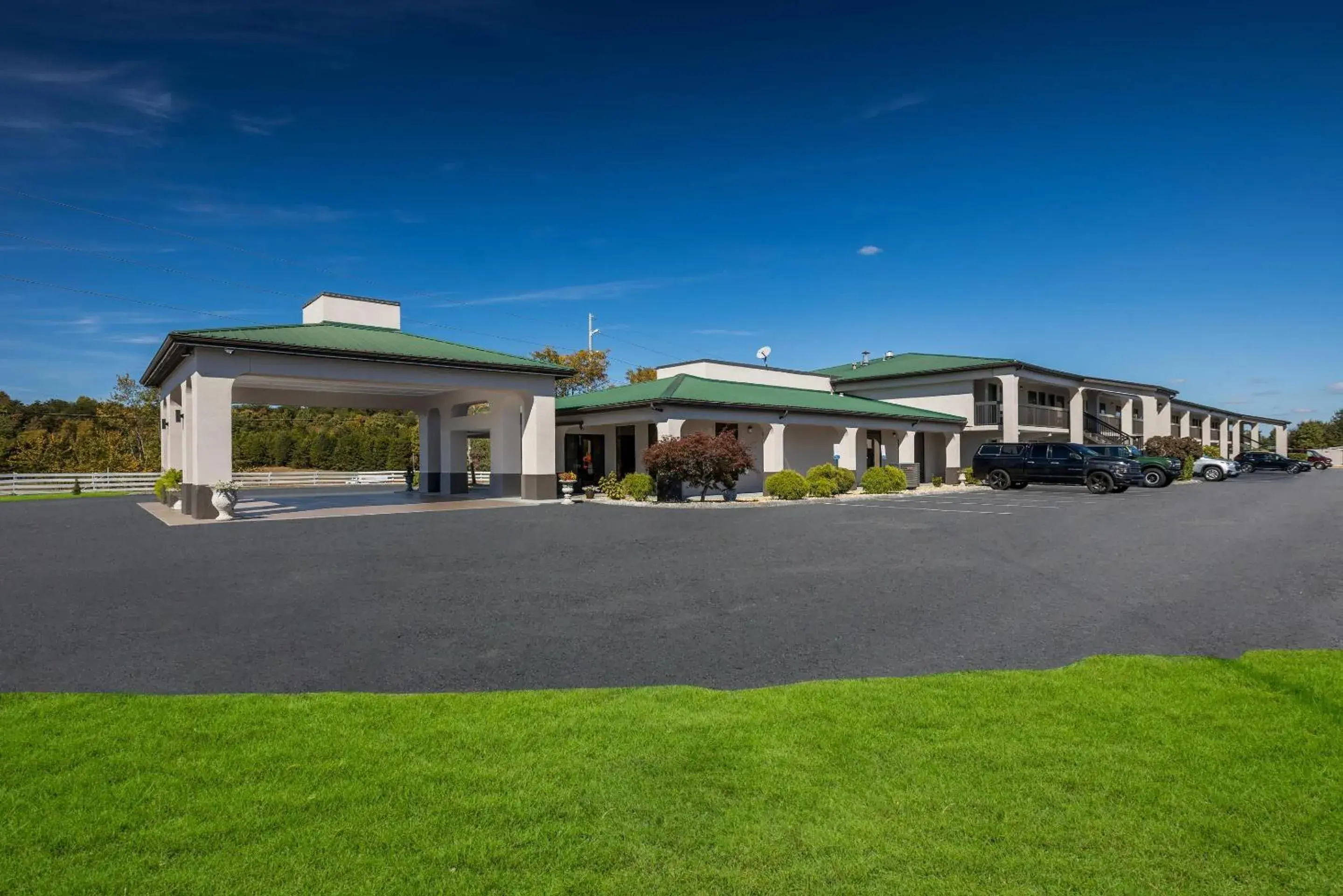 Property building in Quality Inn Dandridge Property building in Quality Inn Dandridge