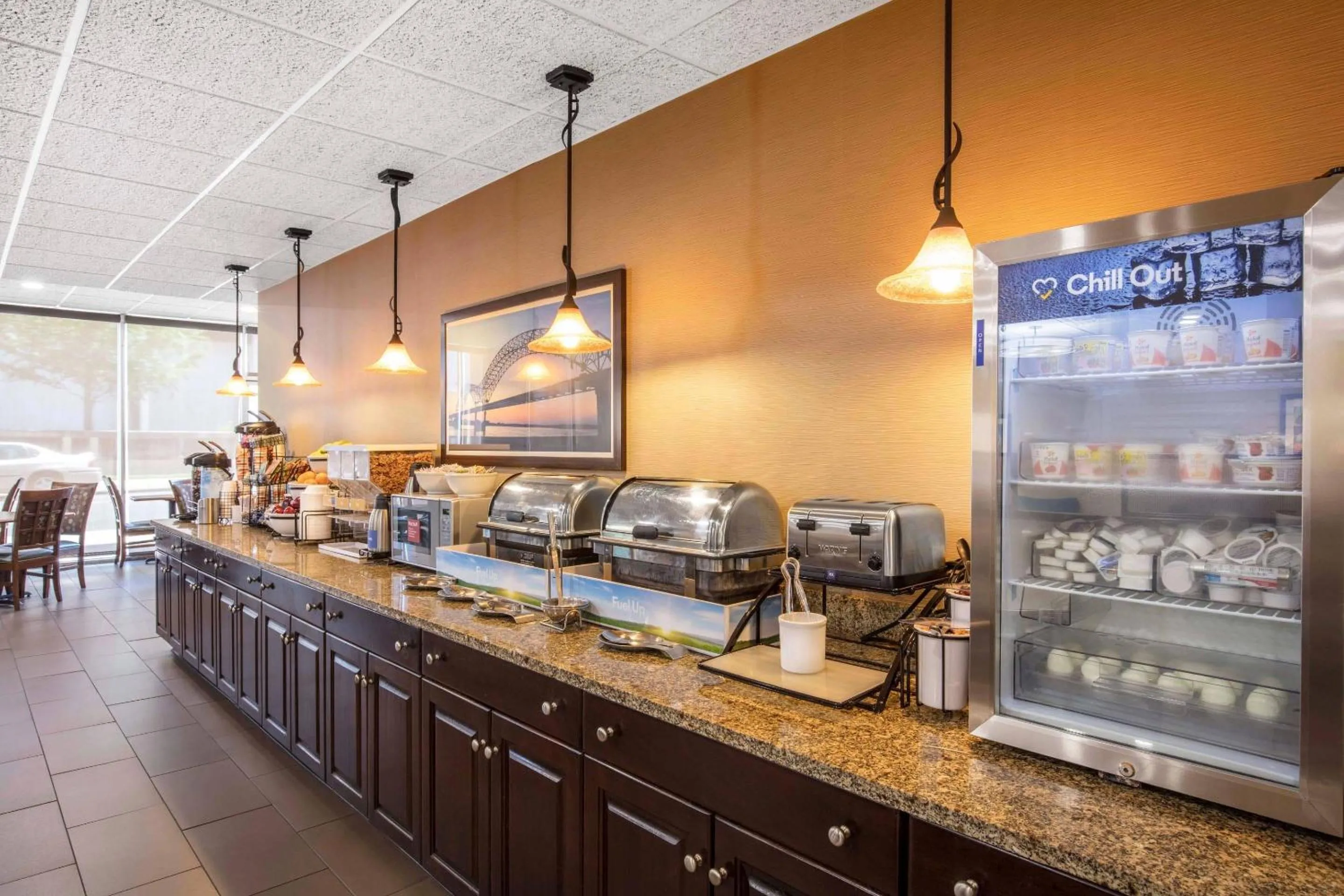 Breakfast in Comfort Inn Memphis Downtown