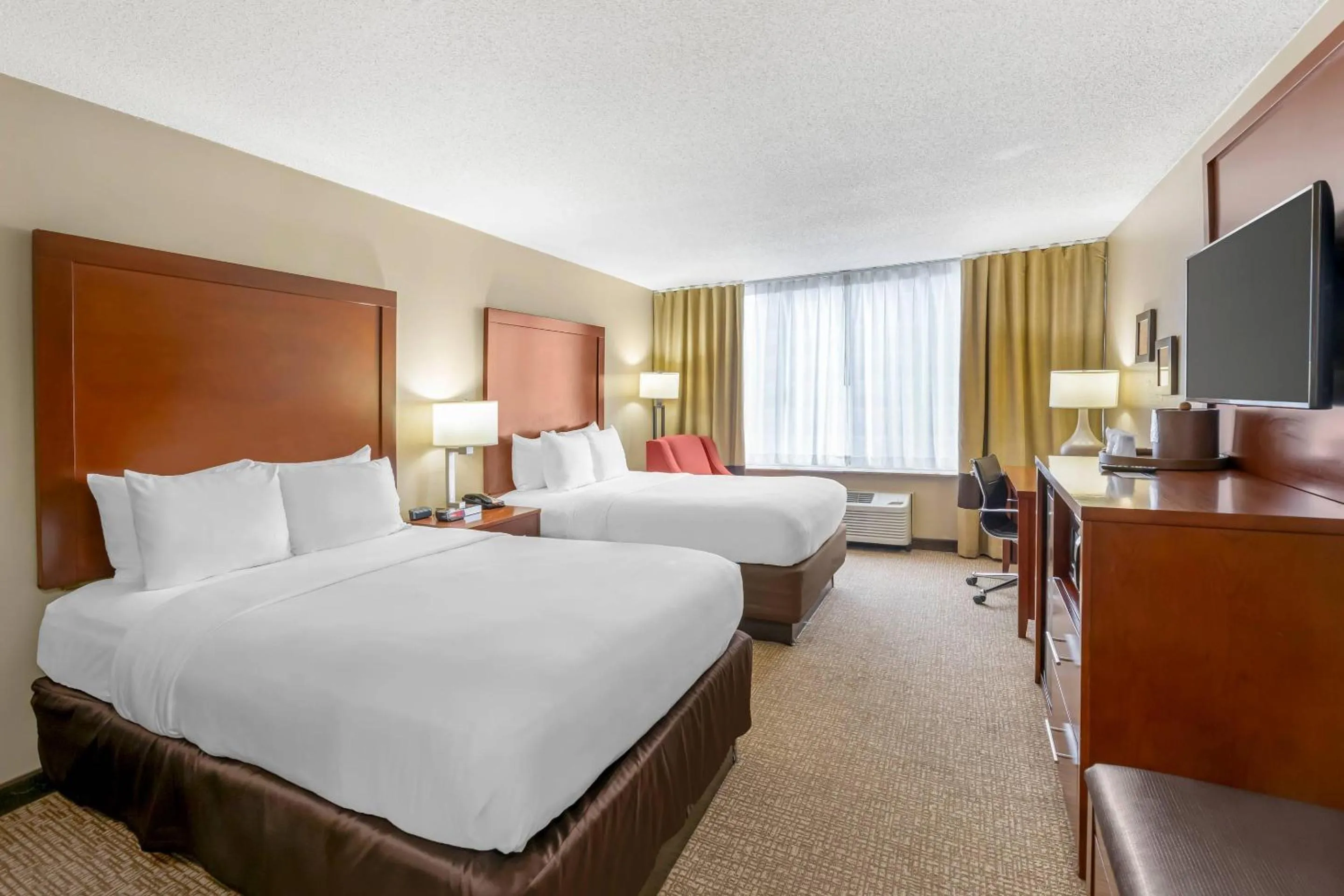 Bedroom, Bed in Comfort Inn Memphis Downtown