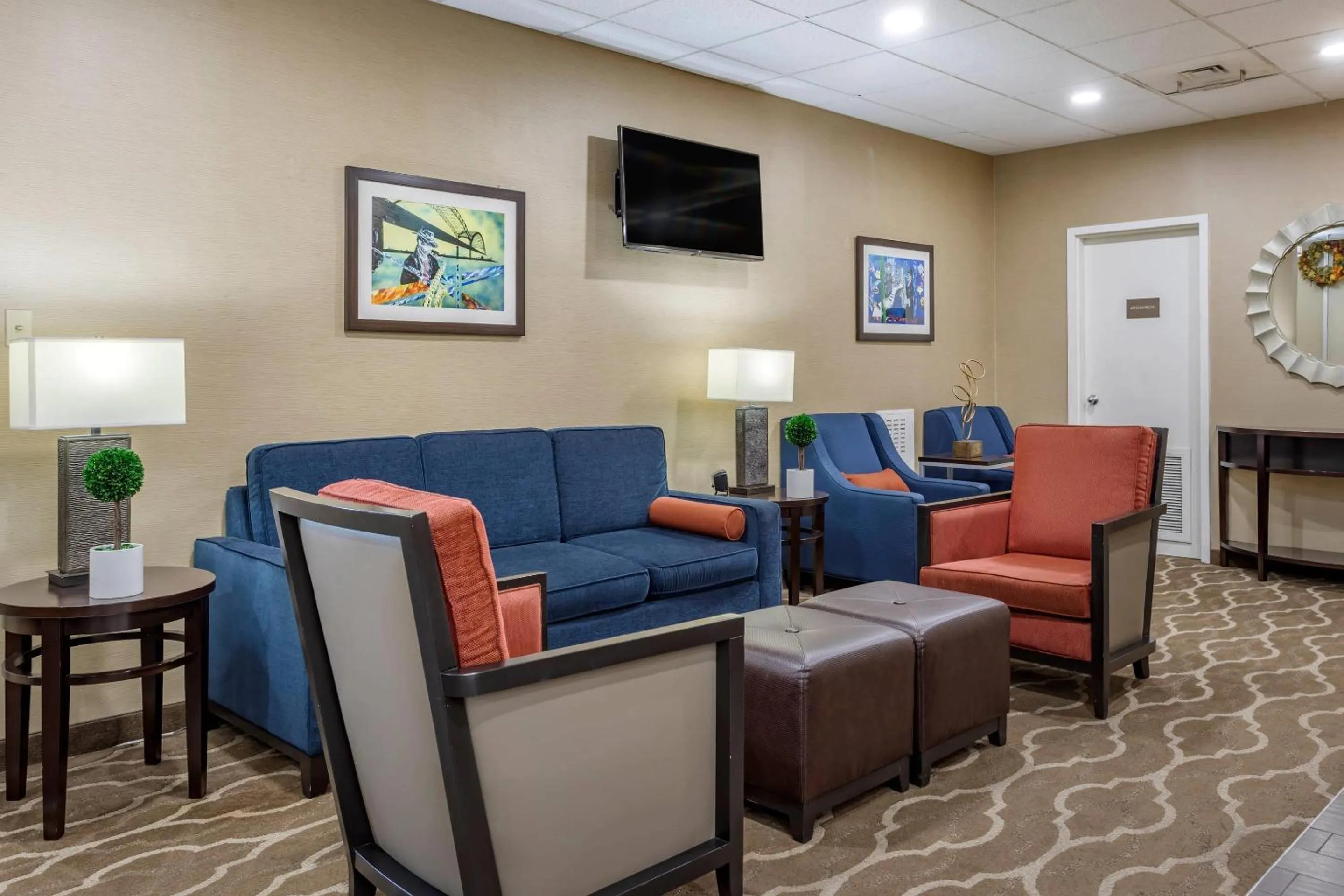 Lobby or reception in Comfort Inn Memphis Downtown