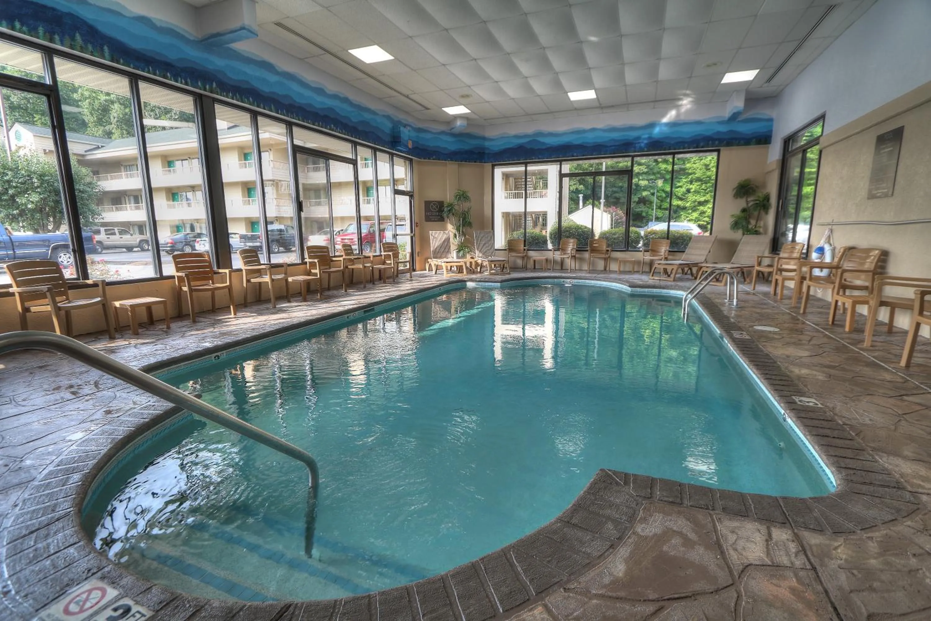 Comfort Inn & Suites at Dollywood Lane