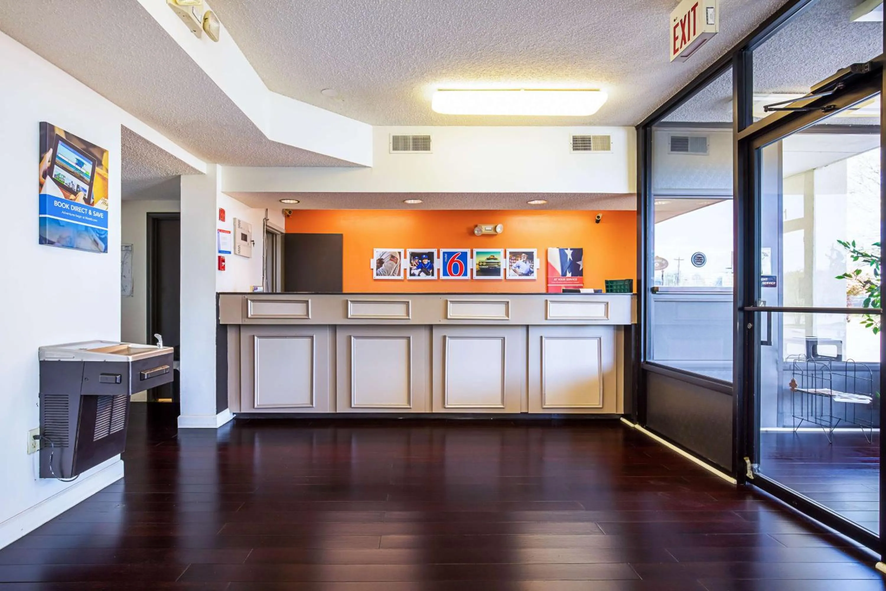 Property logo or sign in Motel 6-Covington, TN