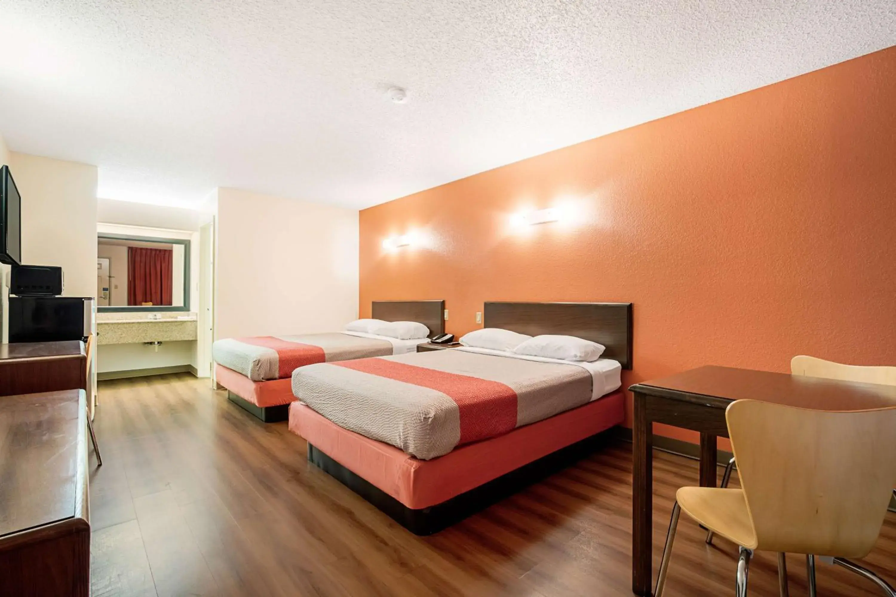 Photo of the whole room, Bed in Motel 6-Covington, TN Photo of the whole room, Bed in Motel 6-Covington, TN