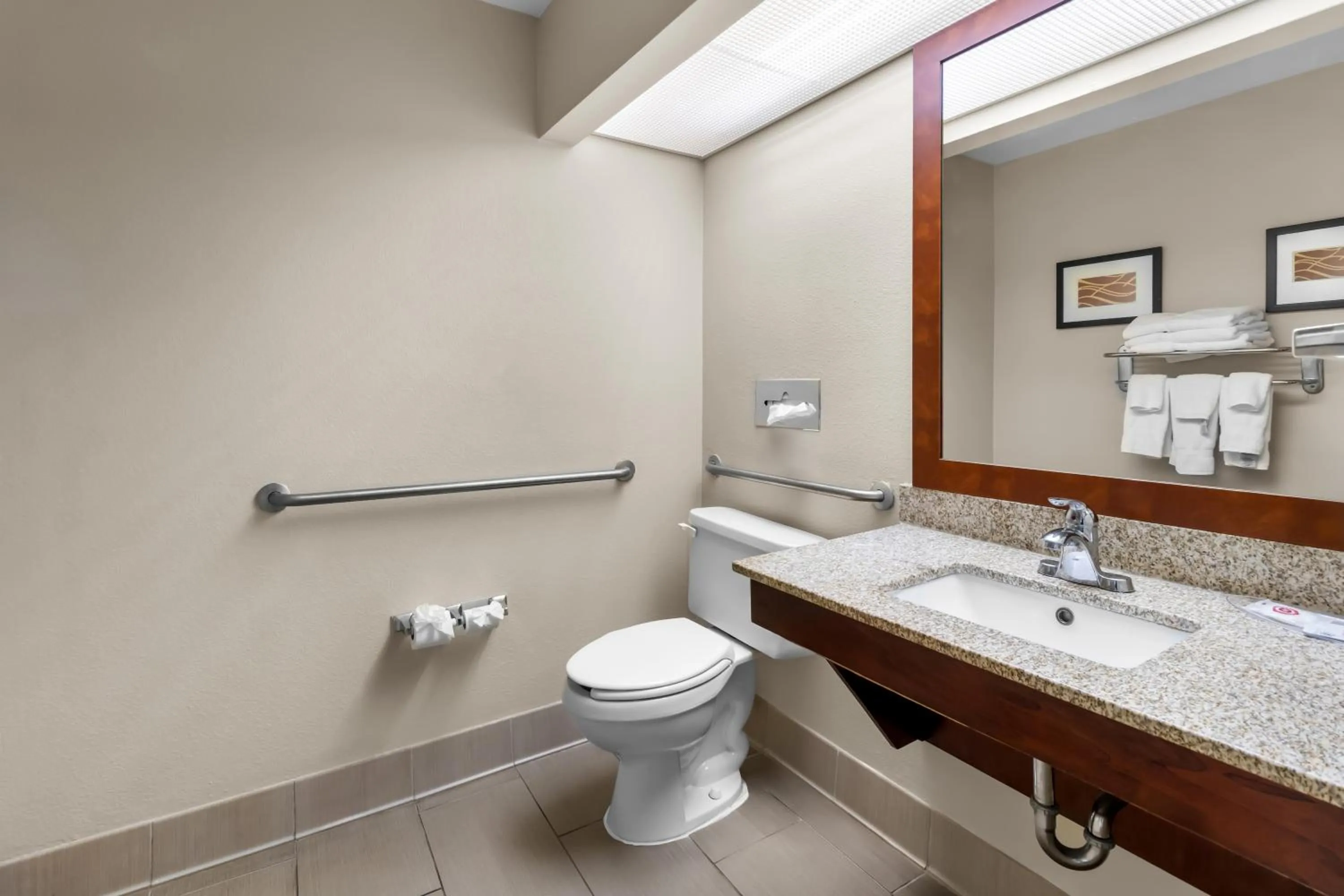 Bathroom in Comfort Suites At Rivergate Mall