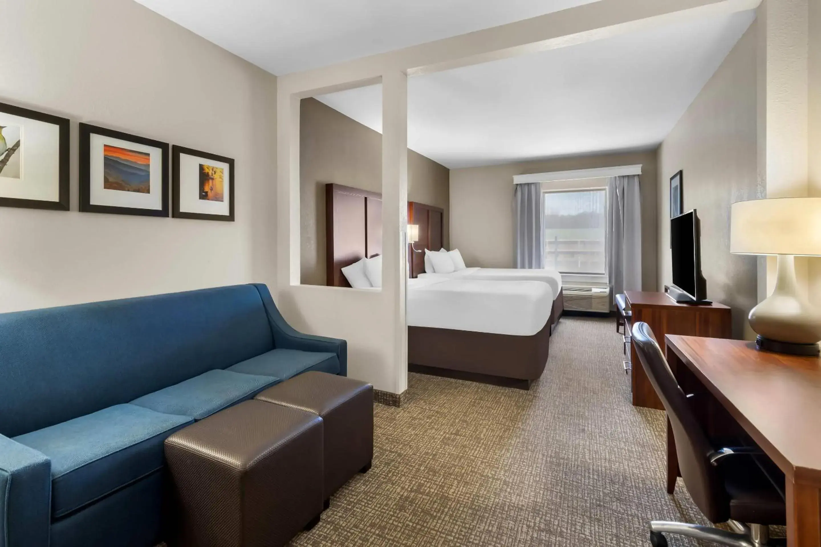 Double Suite with Two Double Beds - Non-Smoking in Comfort Suites Goodlettsville Rivergate Double Suite with Two Double Beds - Non-Smoking in Comfort Suites Goodlettsville Rivergate