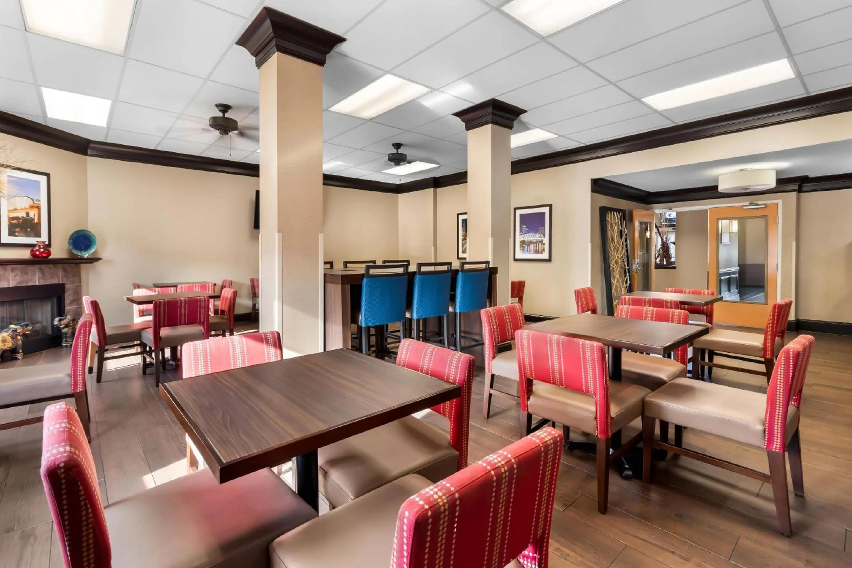 Breakfast in Comfort Suites Goodlettsville Rivergate