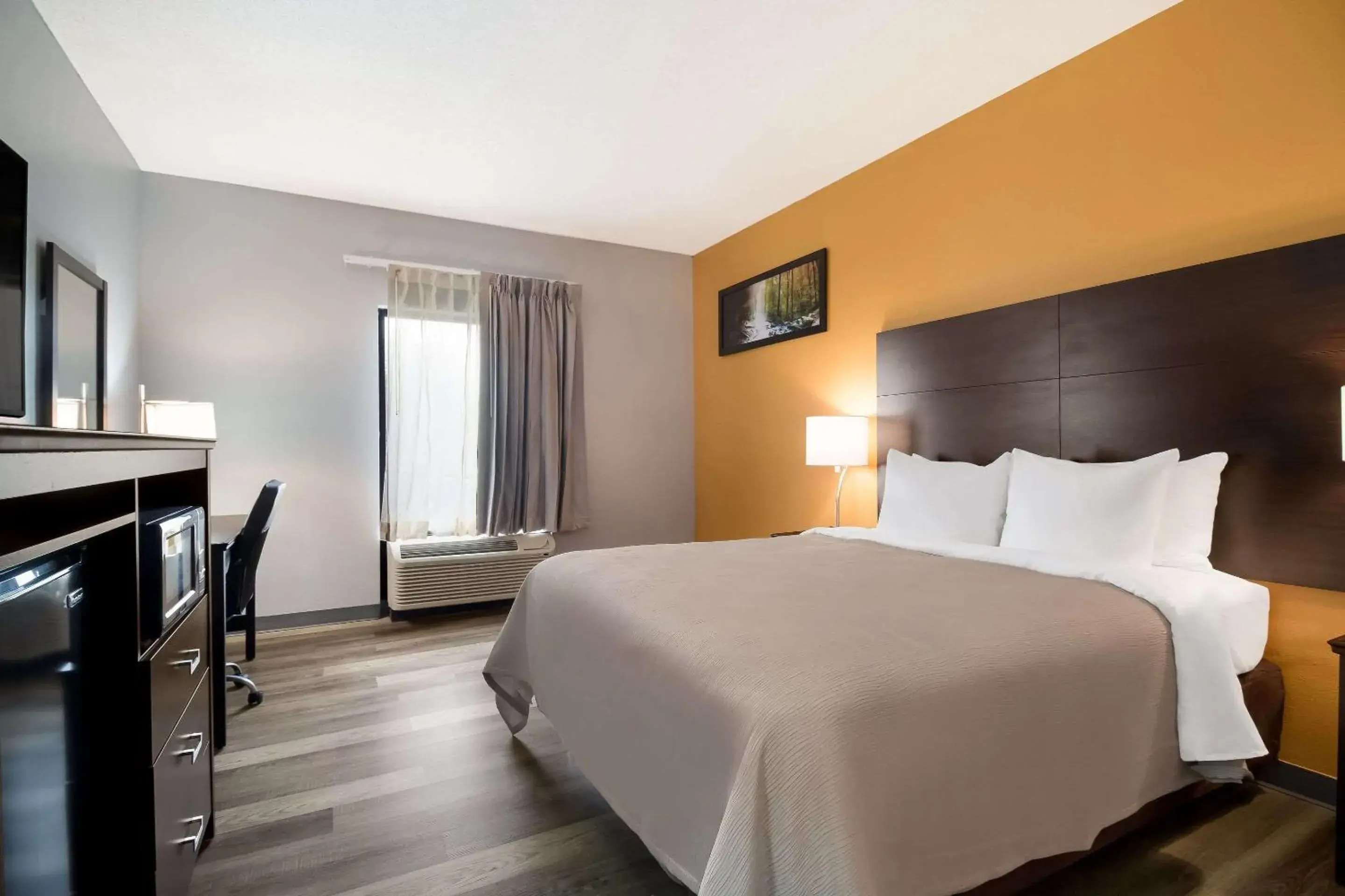 Bedroom, Bed in Quality Inn Columbia I-65 Bedroom, Bed in Quality Inn Columbia I-65