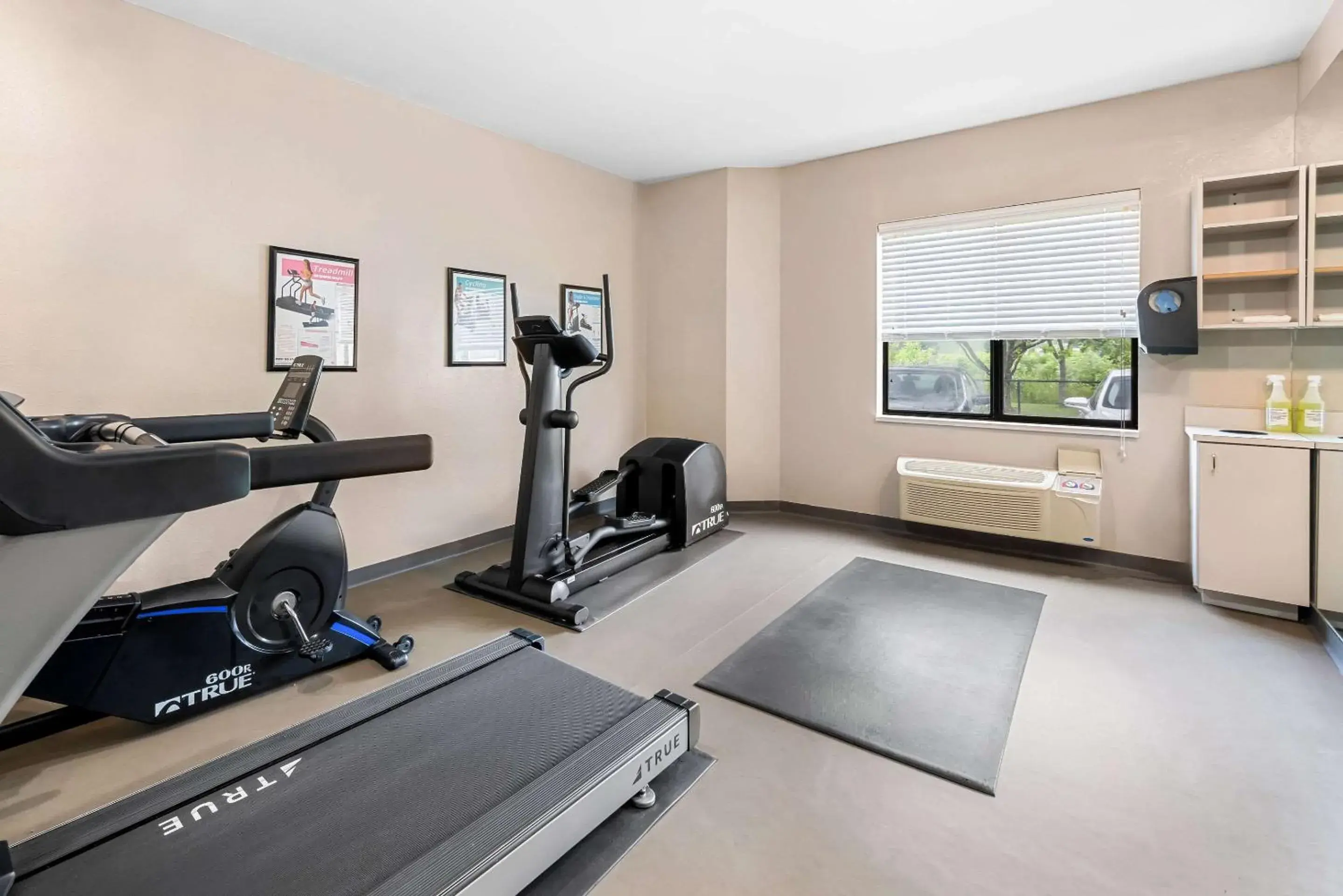 Fitness centre/facilities in Sleep Inn & Suites Kingsport TriCities Airport Fitness centre/facilities in Sleep Inn & Suites Kingsport TriCities Airport