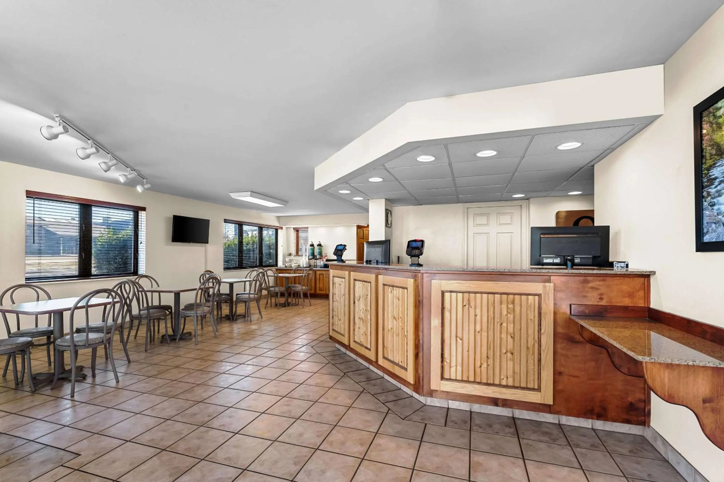 Lobby or reception in Quality Inn & Suites at Dollywood Lane