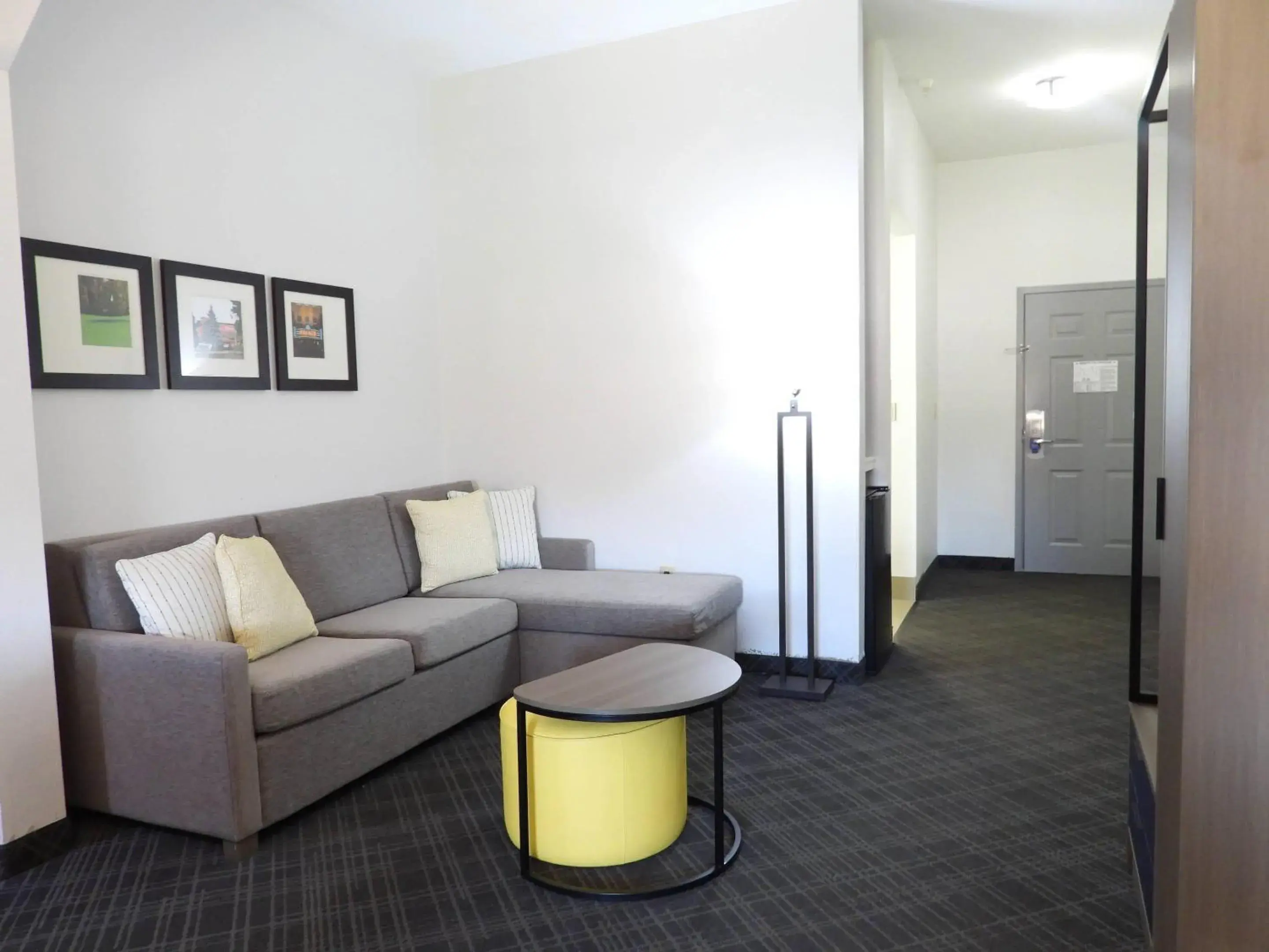 Bedroom in Comfort Suites Crossville Bedroom in Comfort Suites Crossville