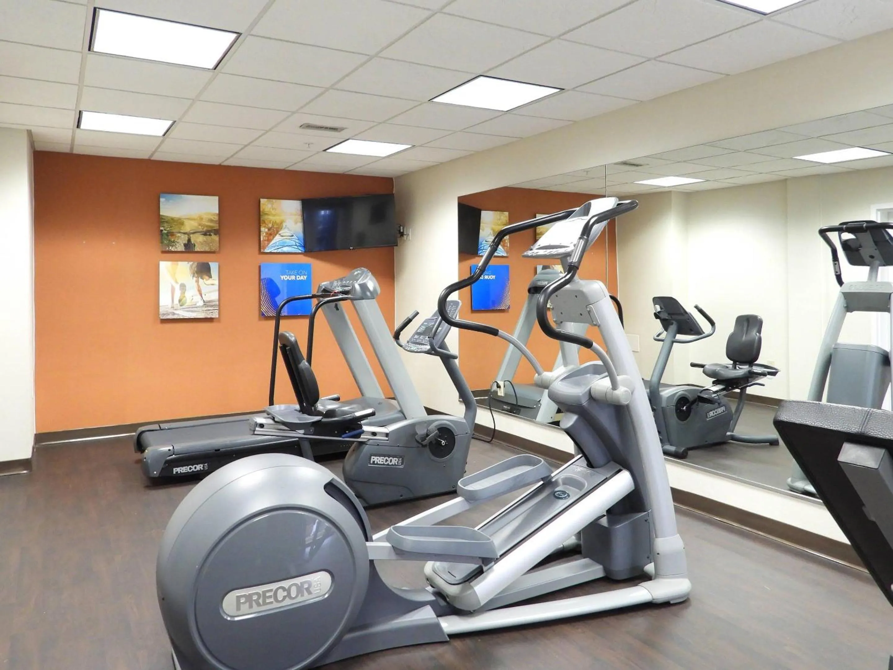 Fitness centre/facilities in Comfort Suites Crossville