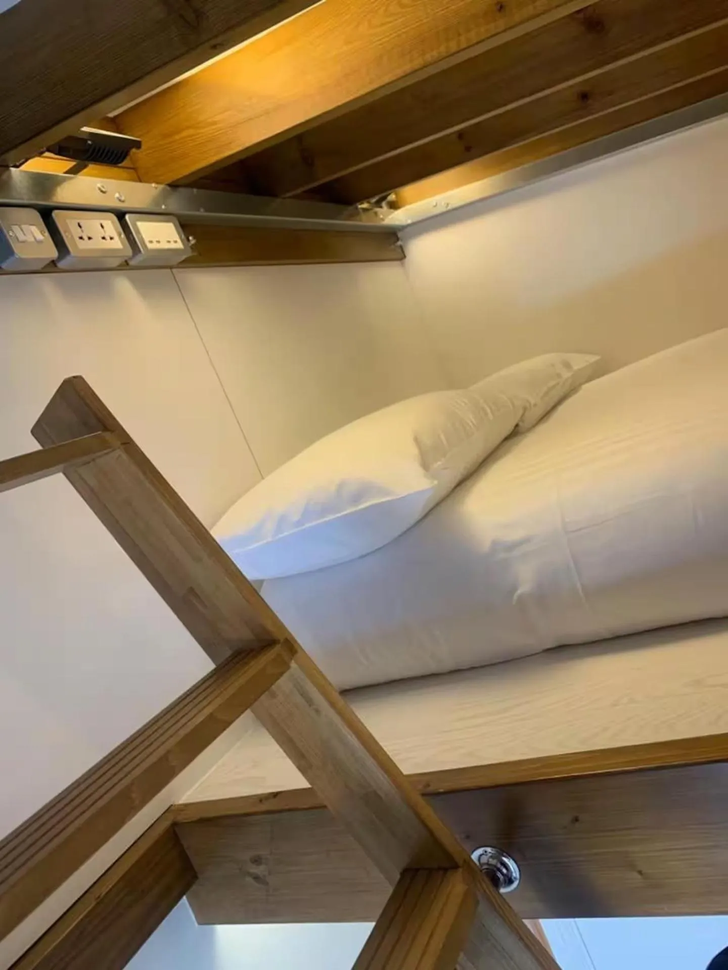 Bed in Victorian Loft Living Hotel 22