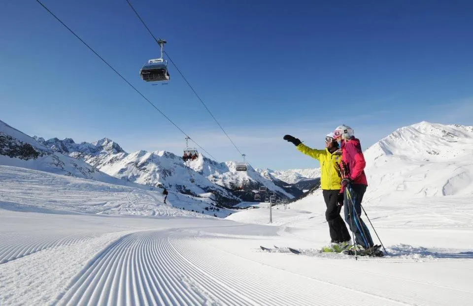 Skiing in Sonne & Schnee in Kühtai