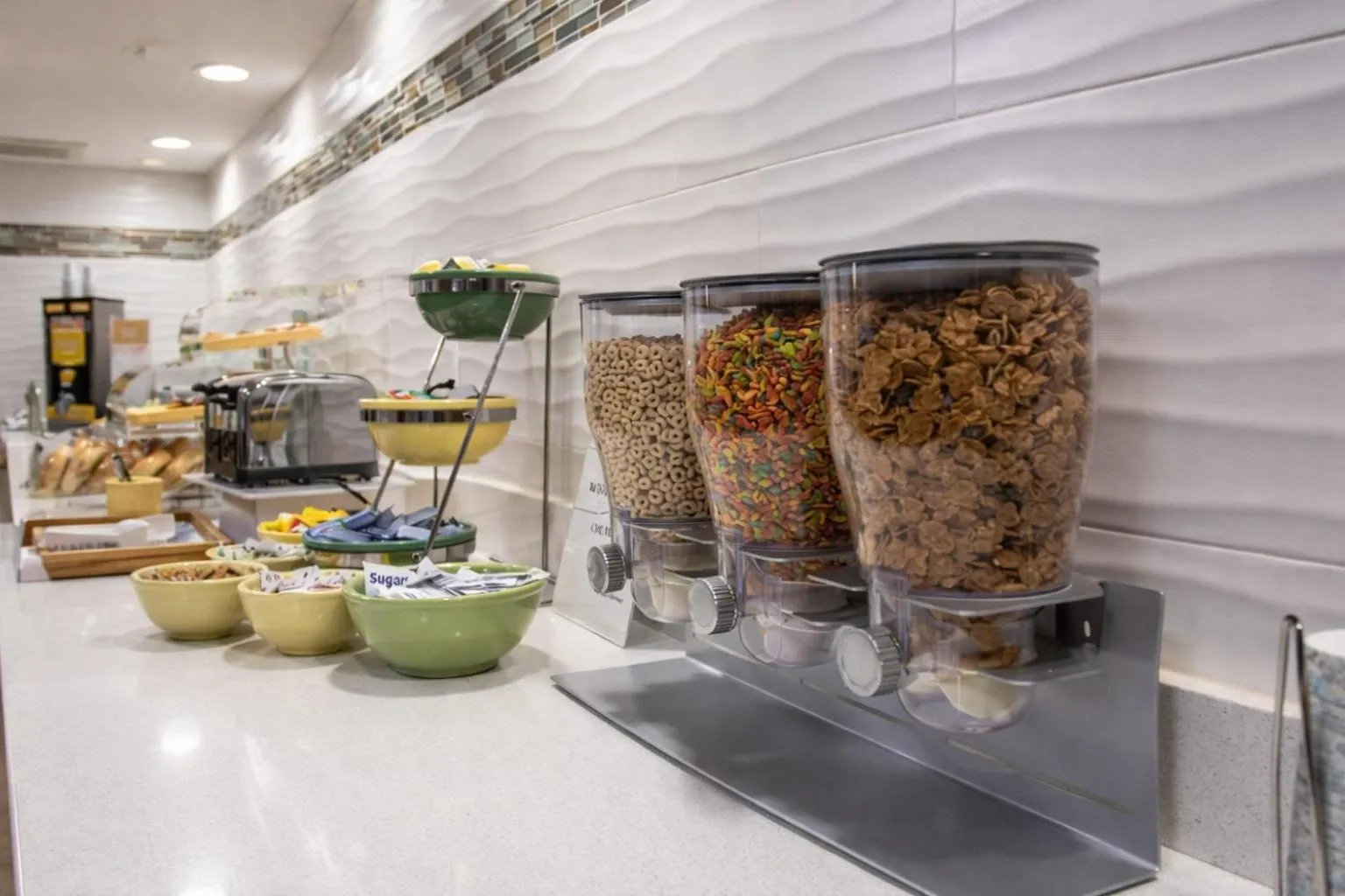 Food and drinks in Quality Inn Kodak Sevierville