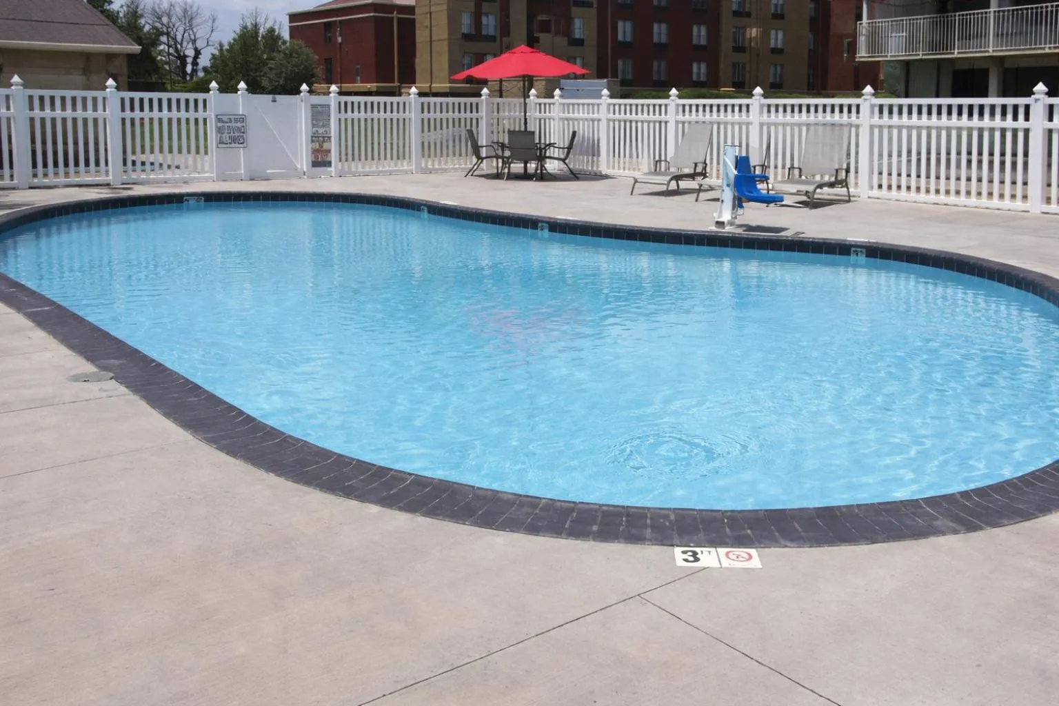 Pool view in Quality Inn Kodak Sevierville
