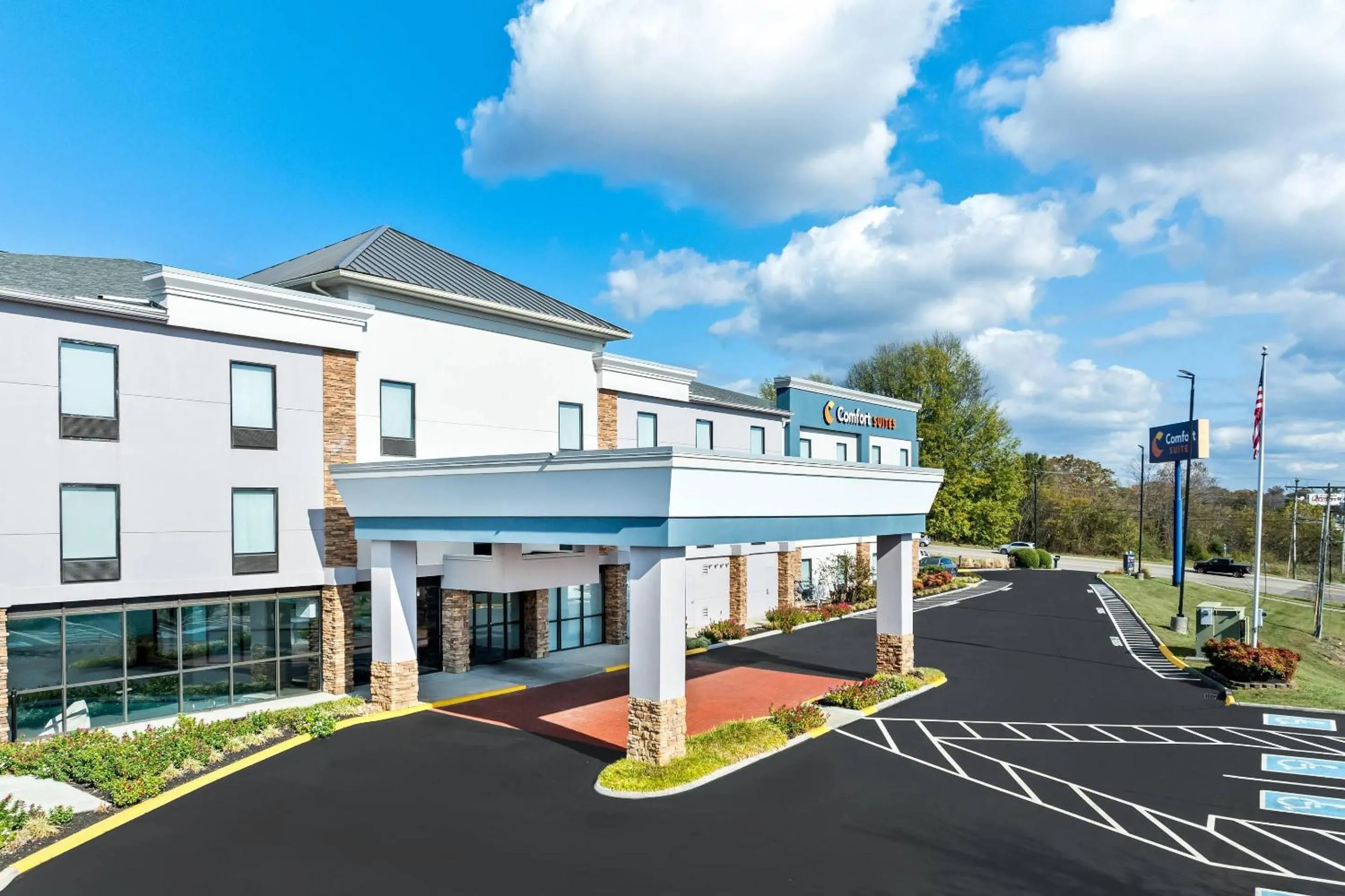 Property building in Comfort Suites Knoxville West - Farragut