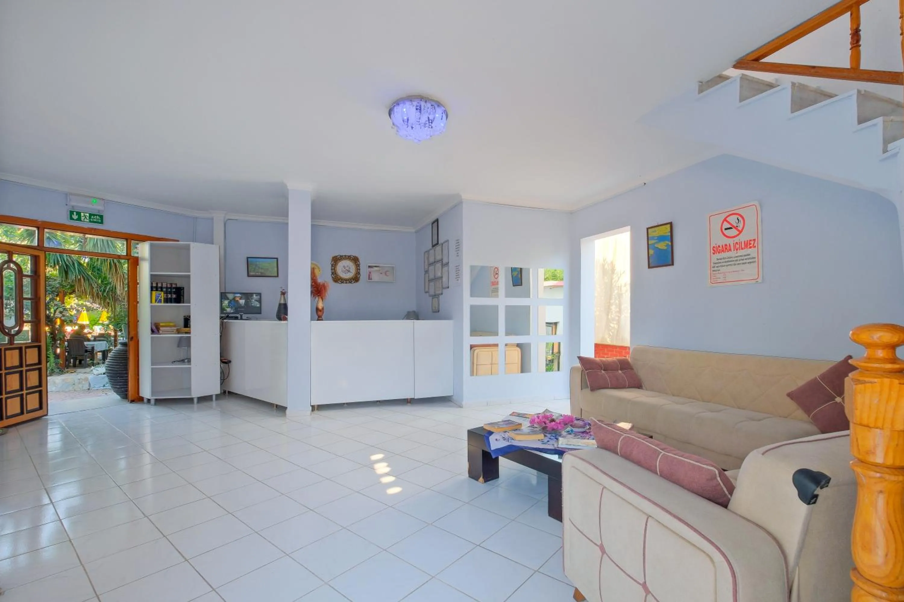 Seating area in YENI DOGA HOTEL