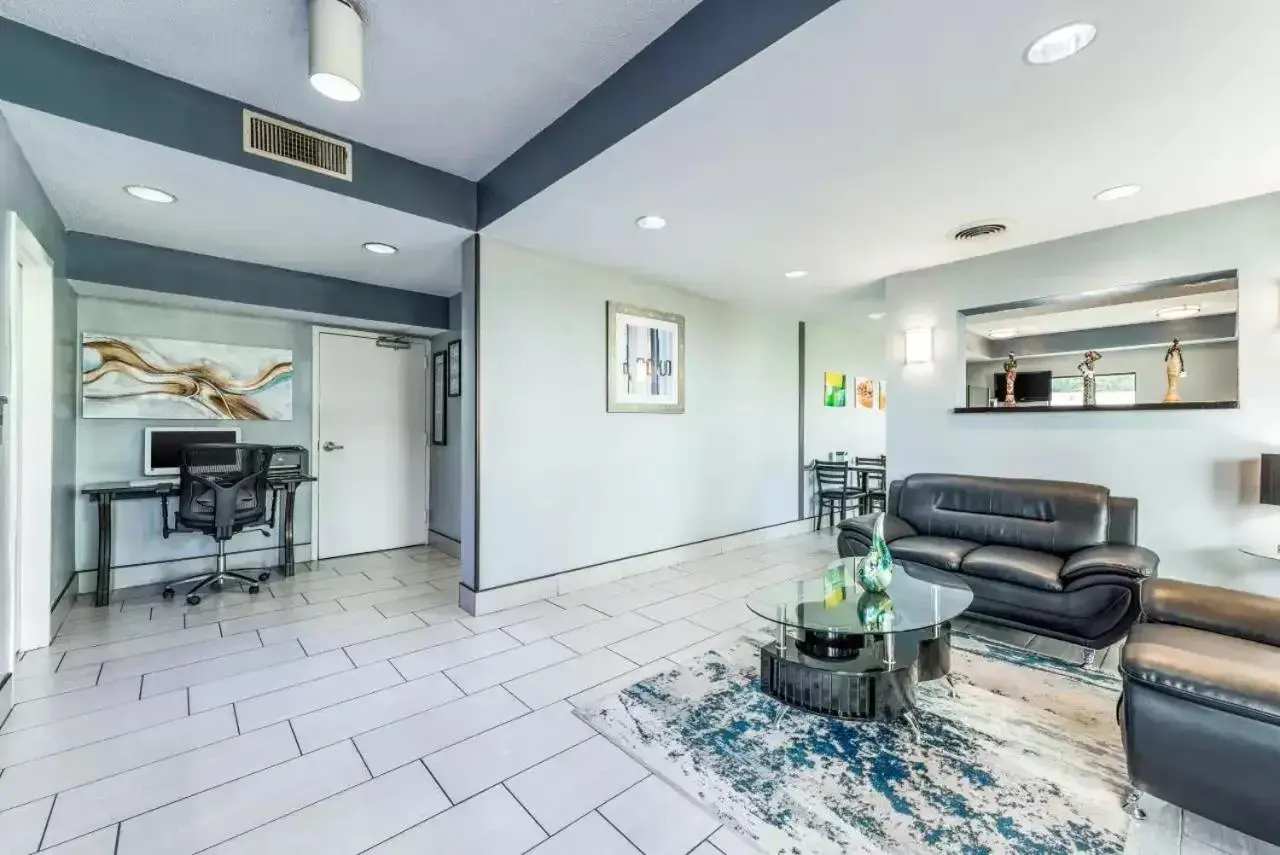 Lobby or reception in Quality Inn Downtown Lobby or reception in Quality Inn Downtown