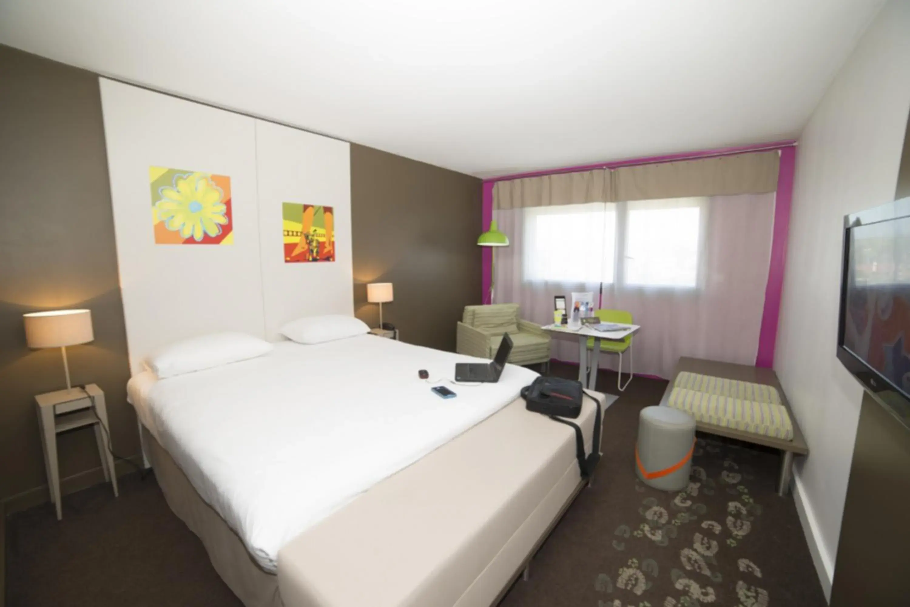 Bedroom, Bed in Ibis Styles Annemasse Genève Bedroom, Bed in Ibis Styles Annemasse Genève