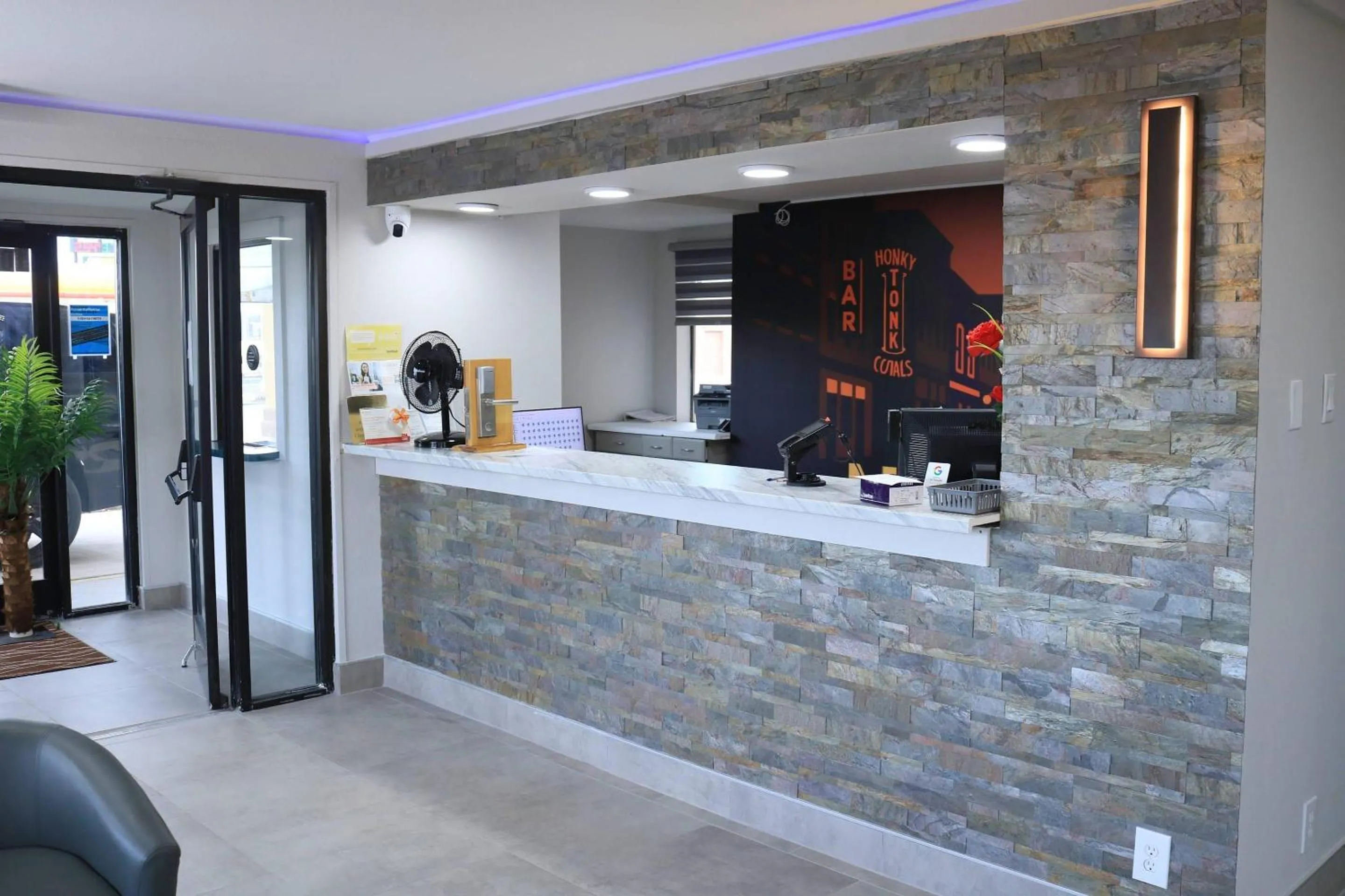 Lobby or reception in Econo Lodge Inn & Suites Southeast