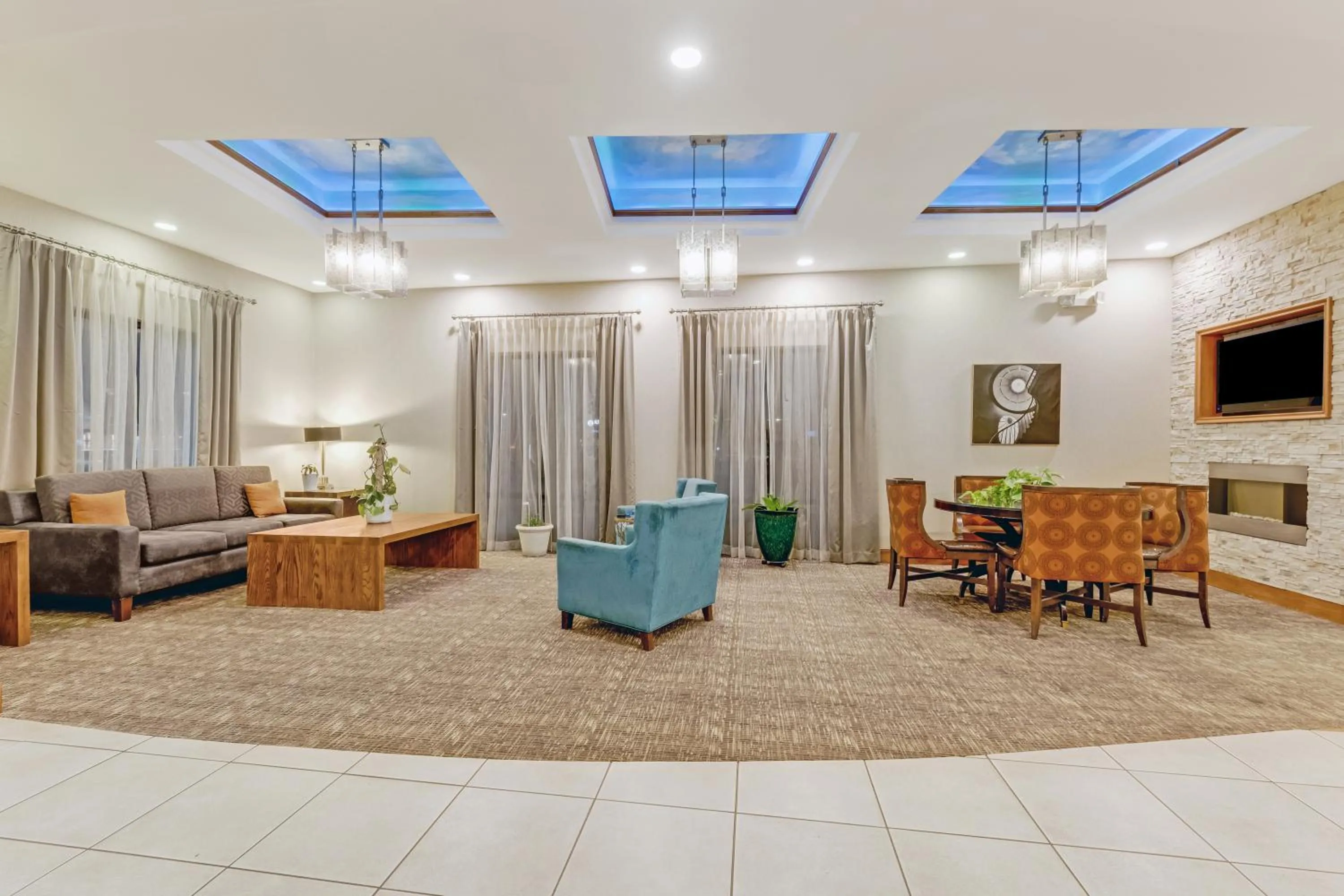 Comfort Suites Murfreesboro Shopping District