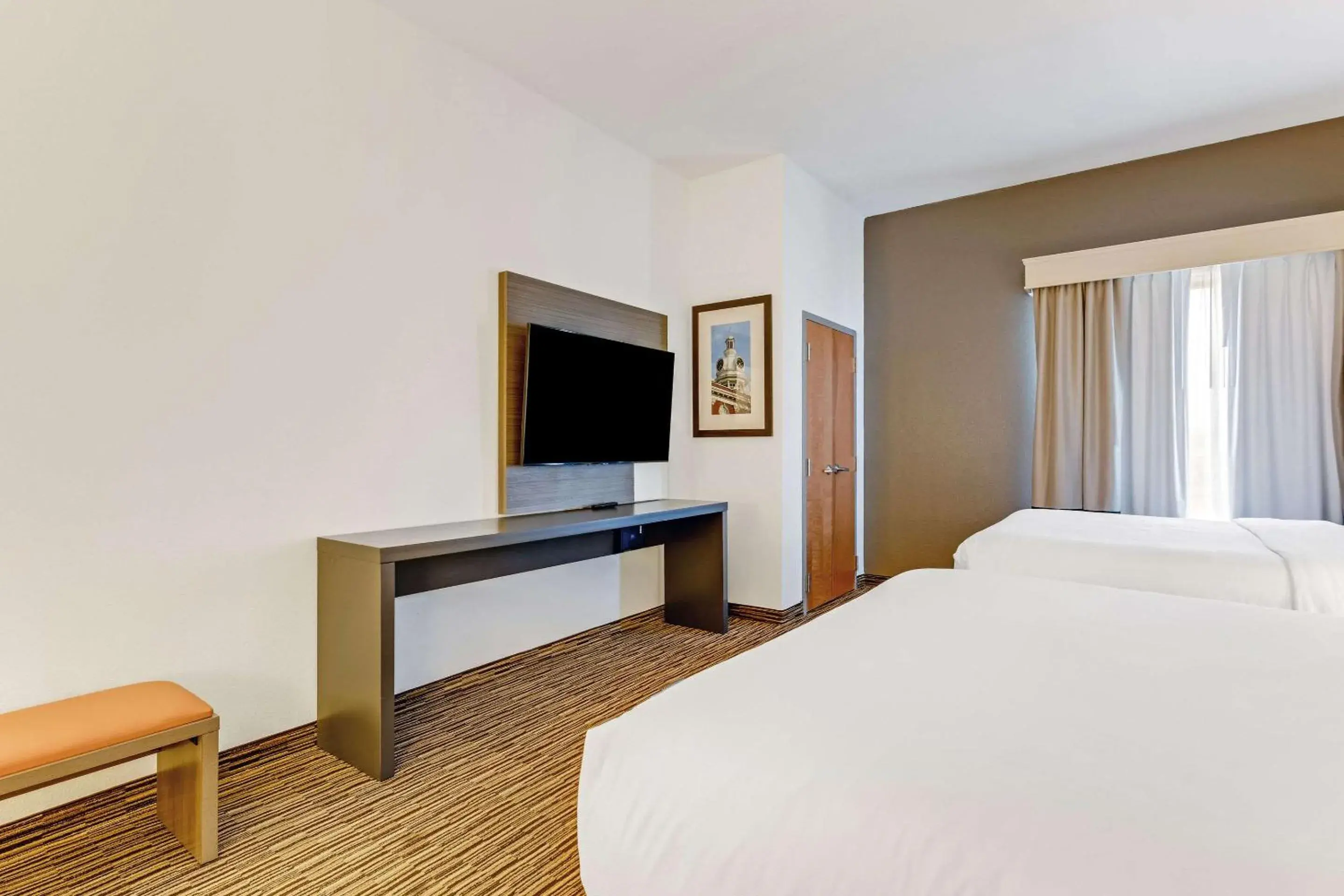 Bedroom, Bed in Comfort Suites Murfreesboro Shopping District Bedroom, Bed in Comfort Suites Murfreesboro Shopping District