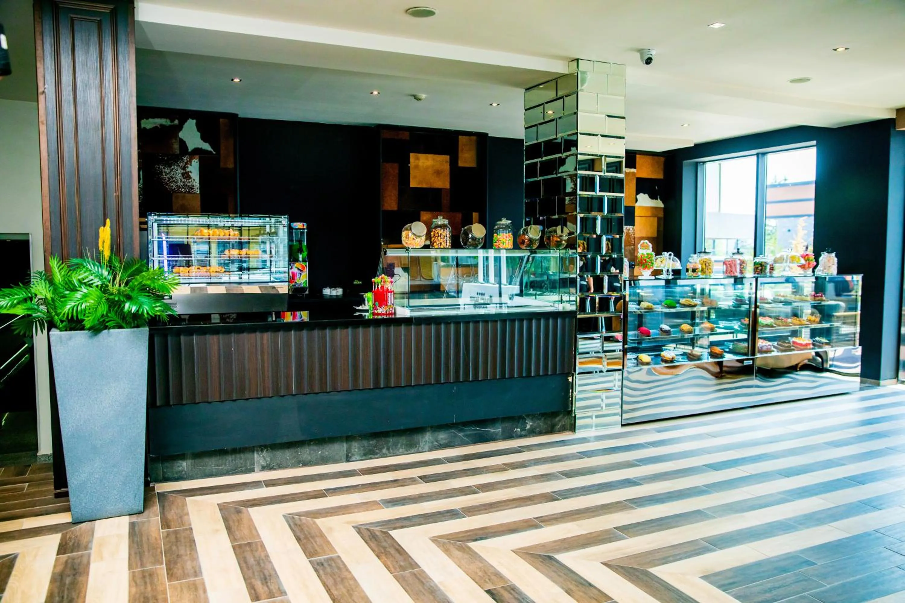 Lobby or reception in Grand Hotel Bansko - Fitness & SPA