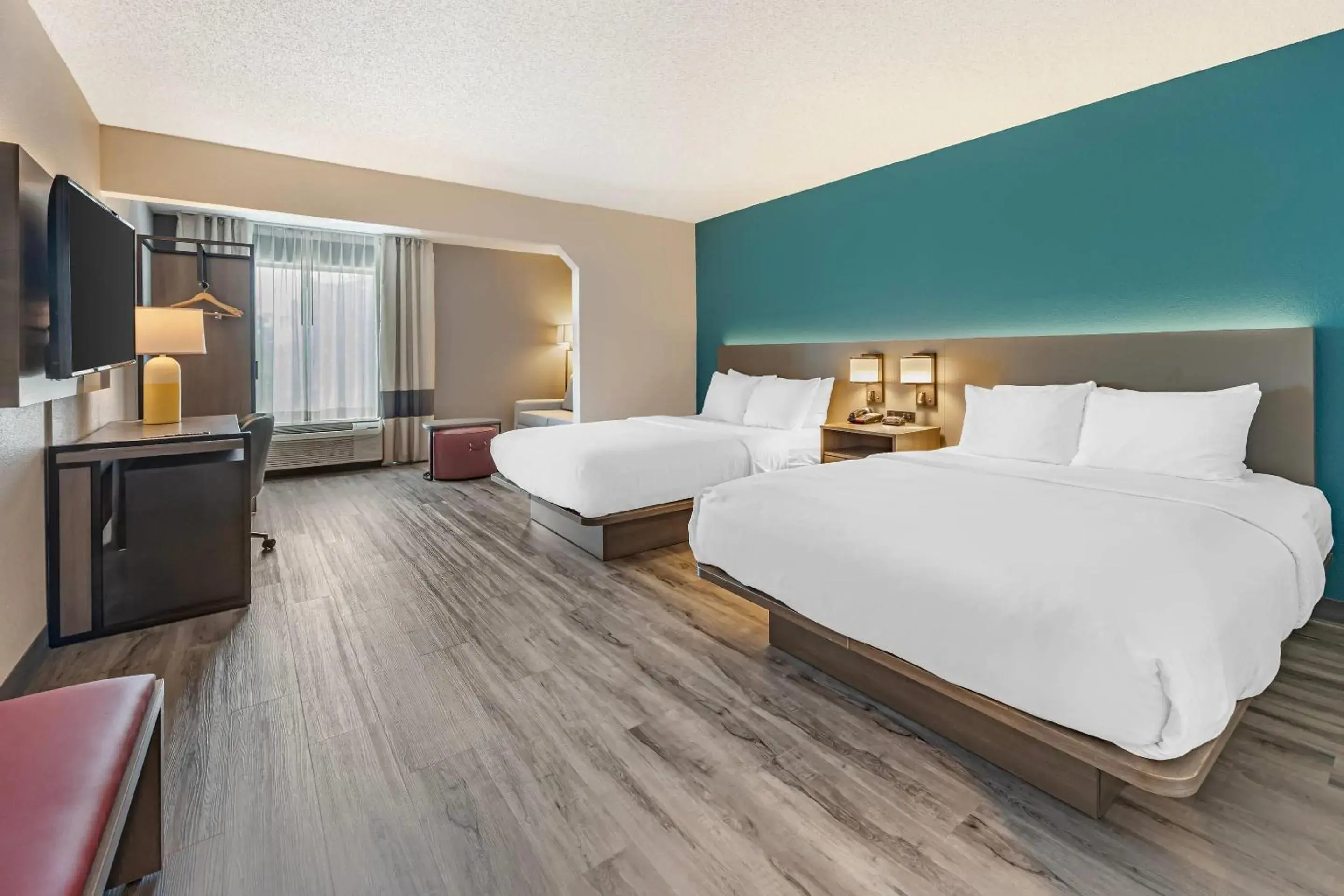 Bedroom, Bed in Comfort Inn & Suites Cookeville Bedroom, Bed in Comfort Inn & Suites Cookeville