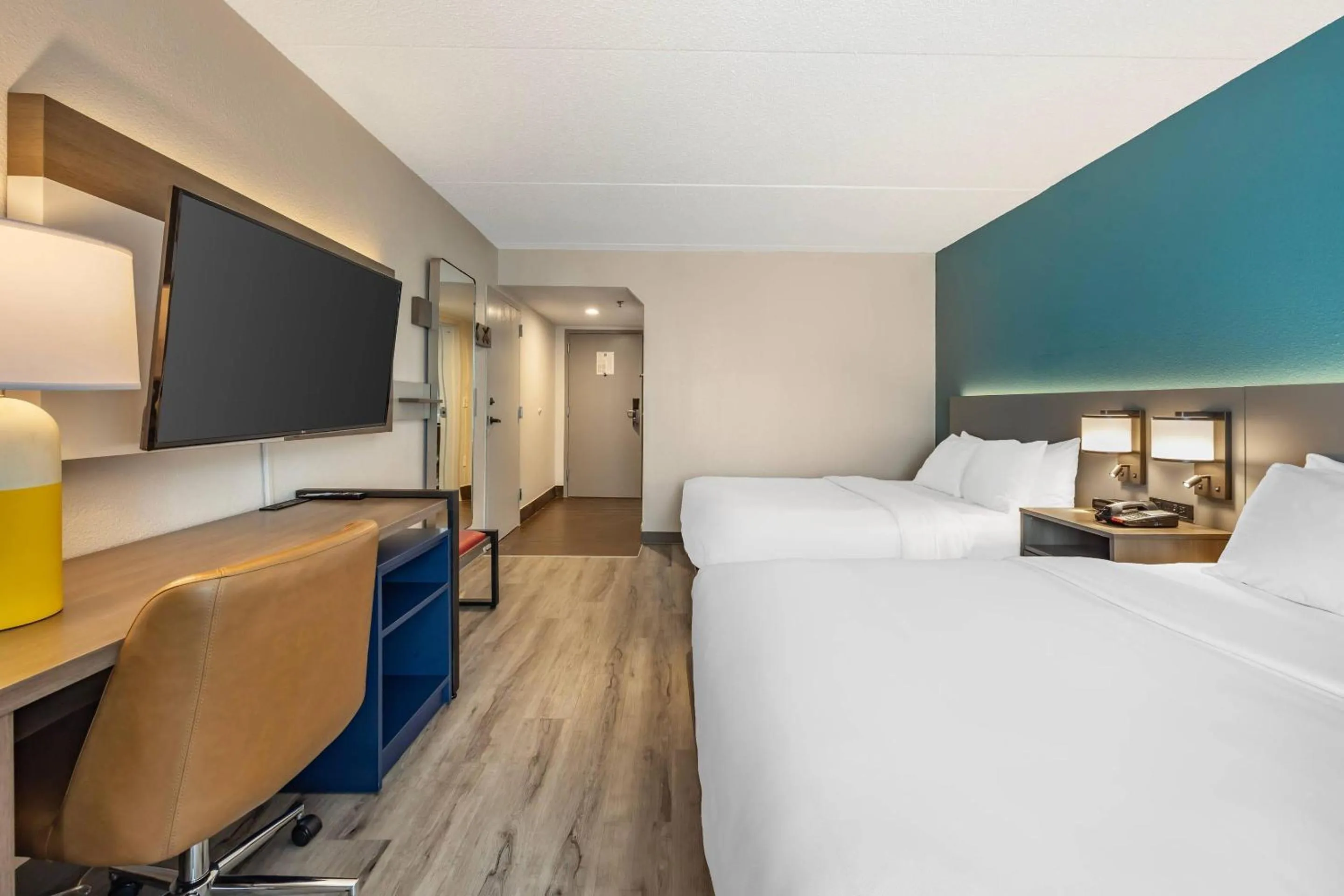 Bedroom, Bed in Comfort Inn & Suites Cookeville