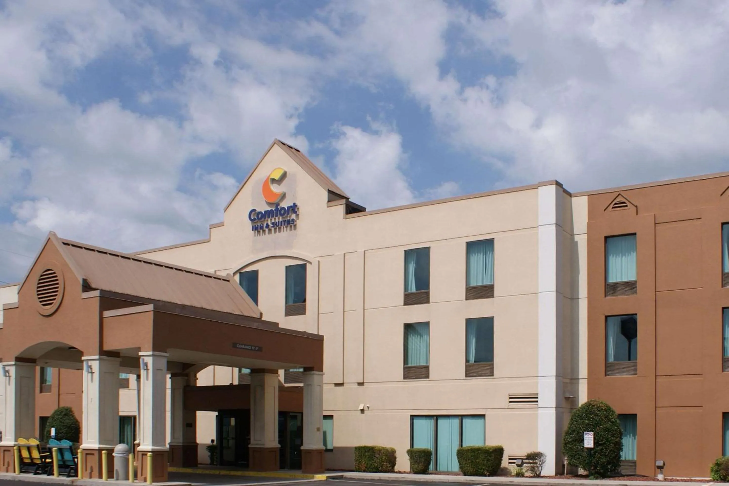 Property building in Comfort Inn & Suites Cookeville
