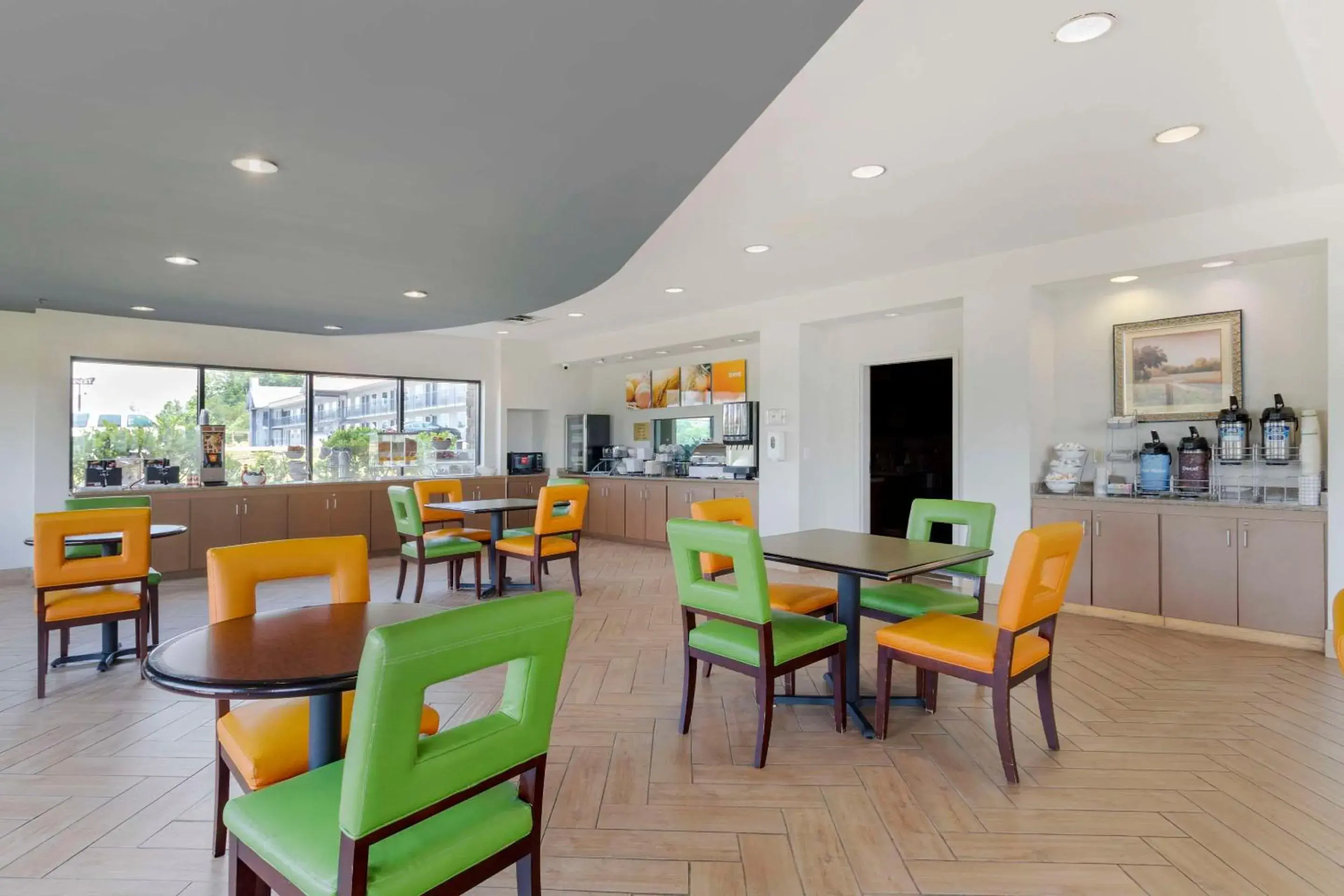 Breakfast in Comfort Suites Kodak Sevierville Breakfast in Comfort Suites Kodak Sevierville