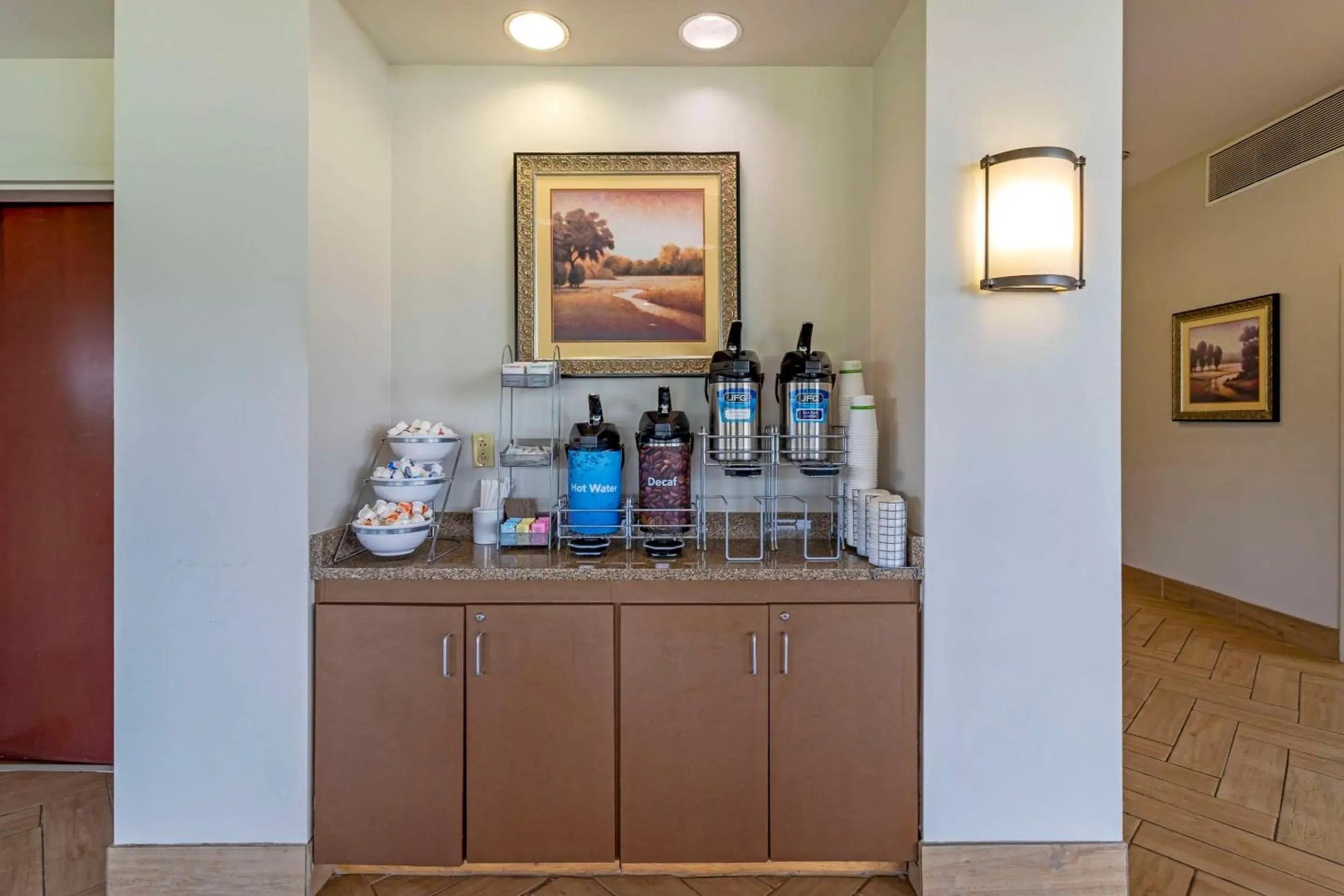 Breakfast in Comfort Suites Kodak Sevierville Breakfast in Comfort Suites Kodak Sevierville